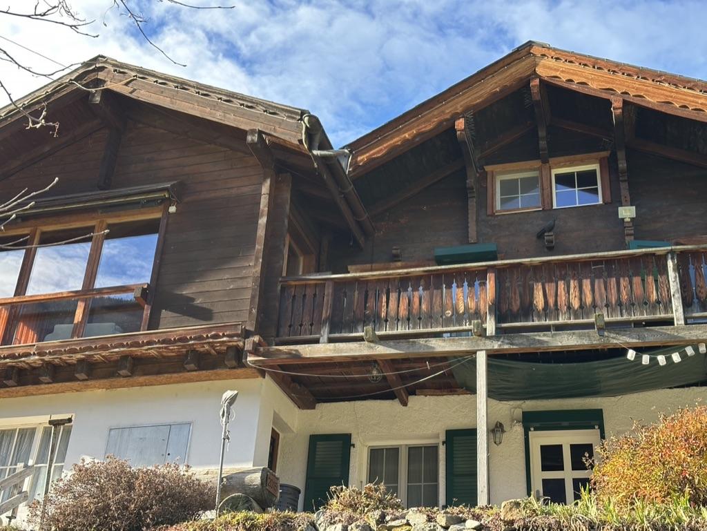 Steingräbji 1. OG Süd - Chalet Frontansicht