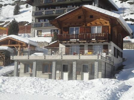 Perren - Aussenansicht Winter