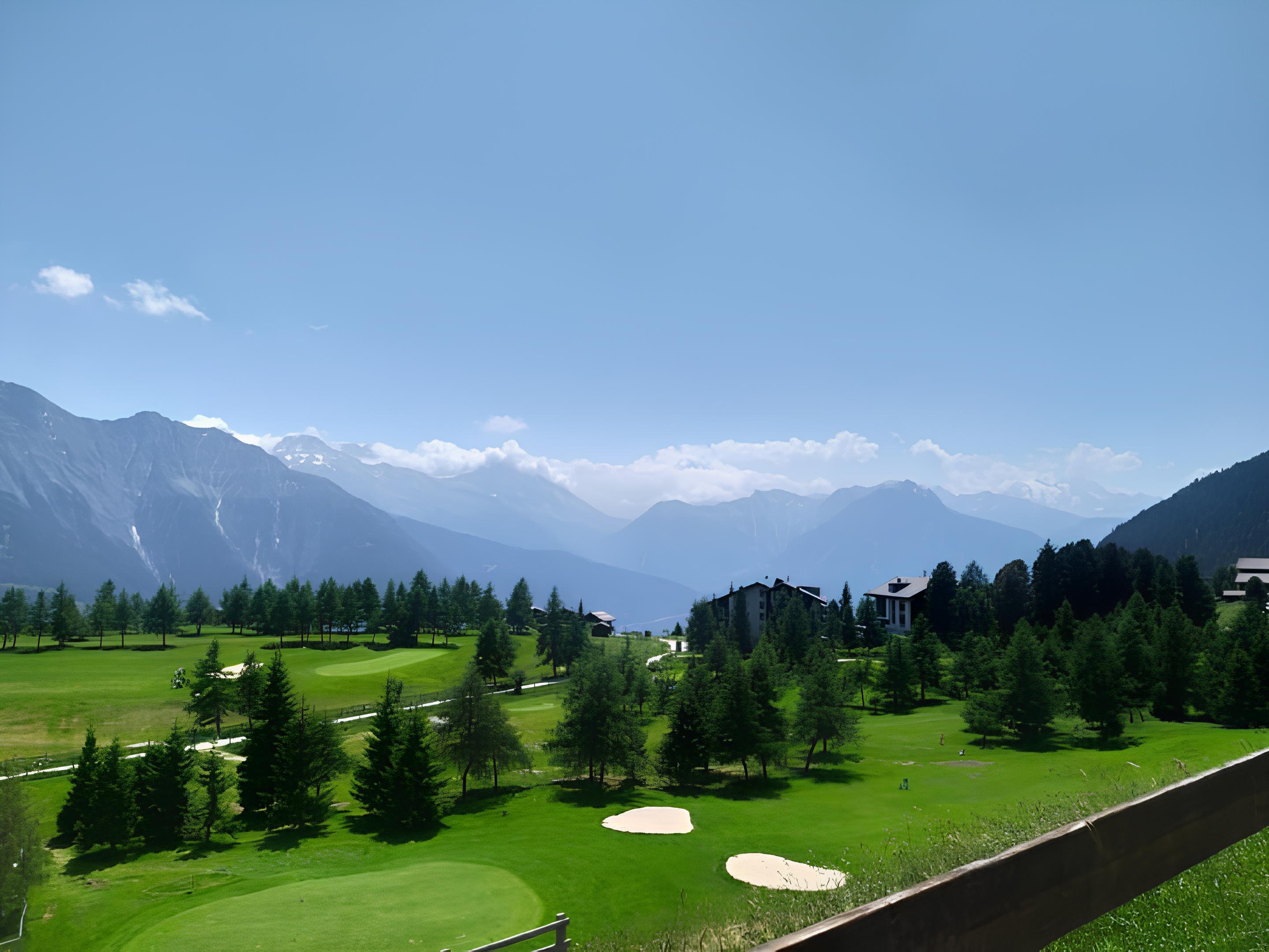 Morgenstern 1. Stock - Bild Sommer Aussicht Golfplatz