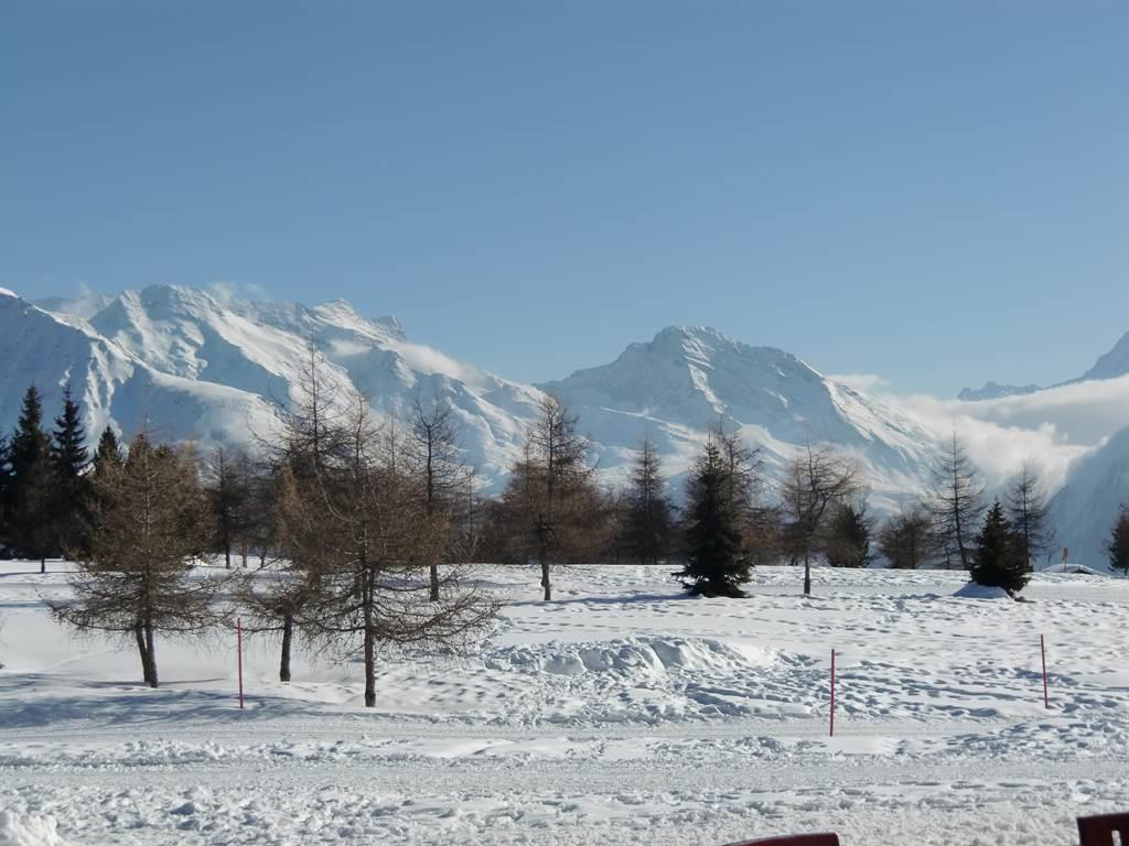 Riederhof B 359 3. Stock - Golfplatz Winter