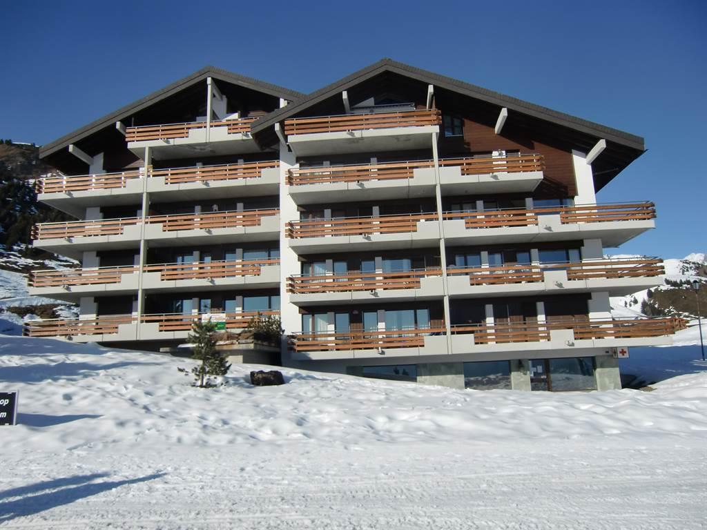 Riederhof B 253 2. Stock - Aussenansicht