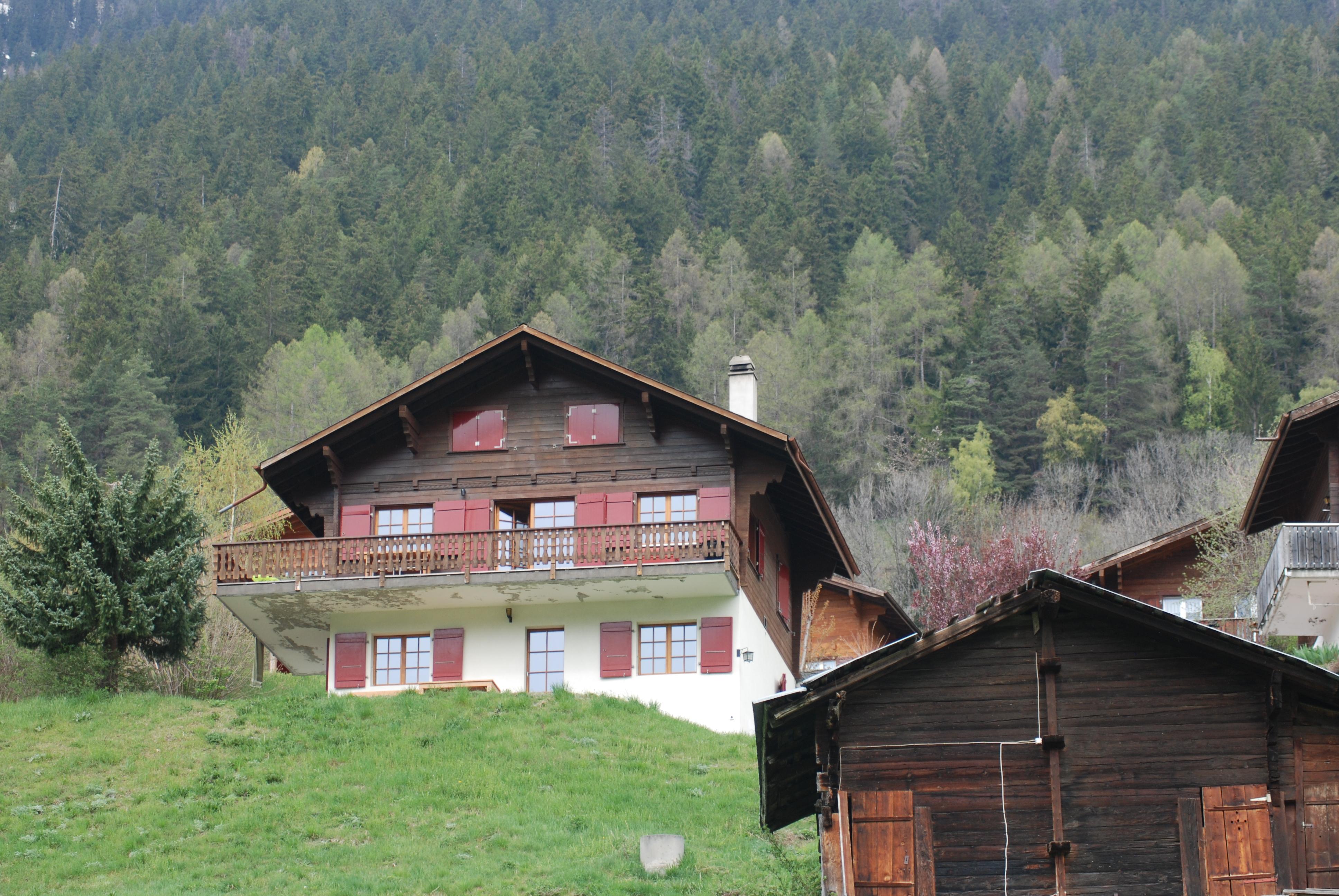 Plexat EG Süd - Chalet von vorne