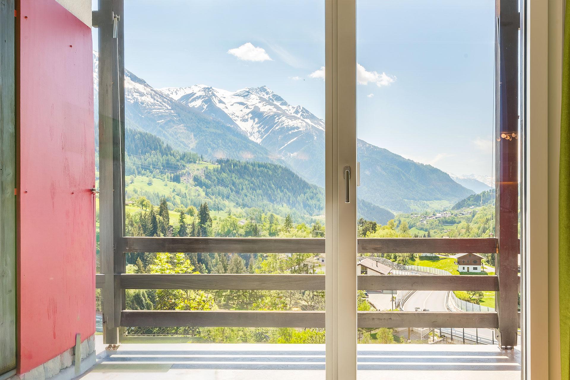 Ravenstein OG Süd-West - fenster-aussicht-medium
