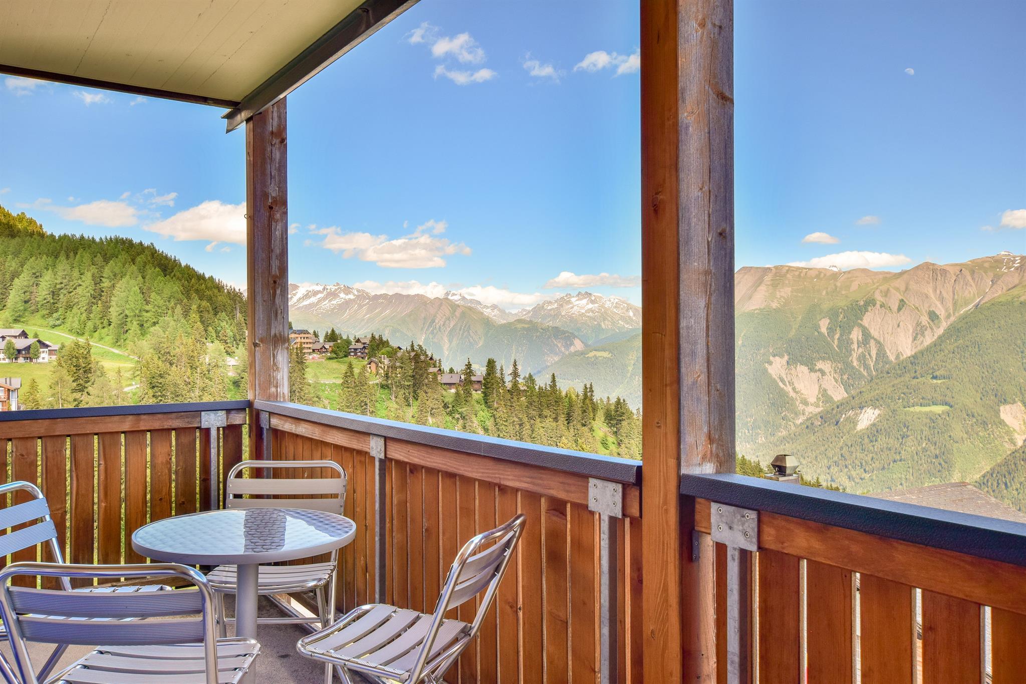 Sophia 2 EG Ost - 18_edited