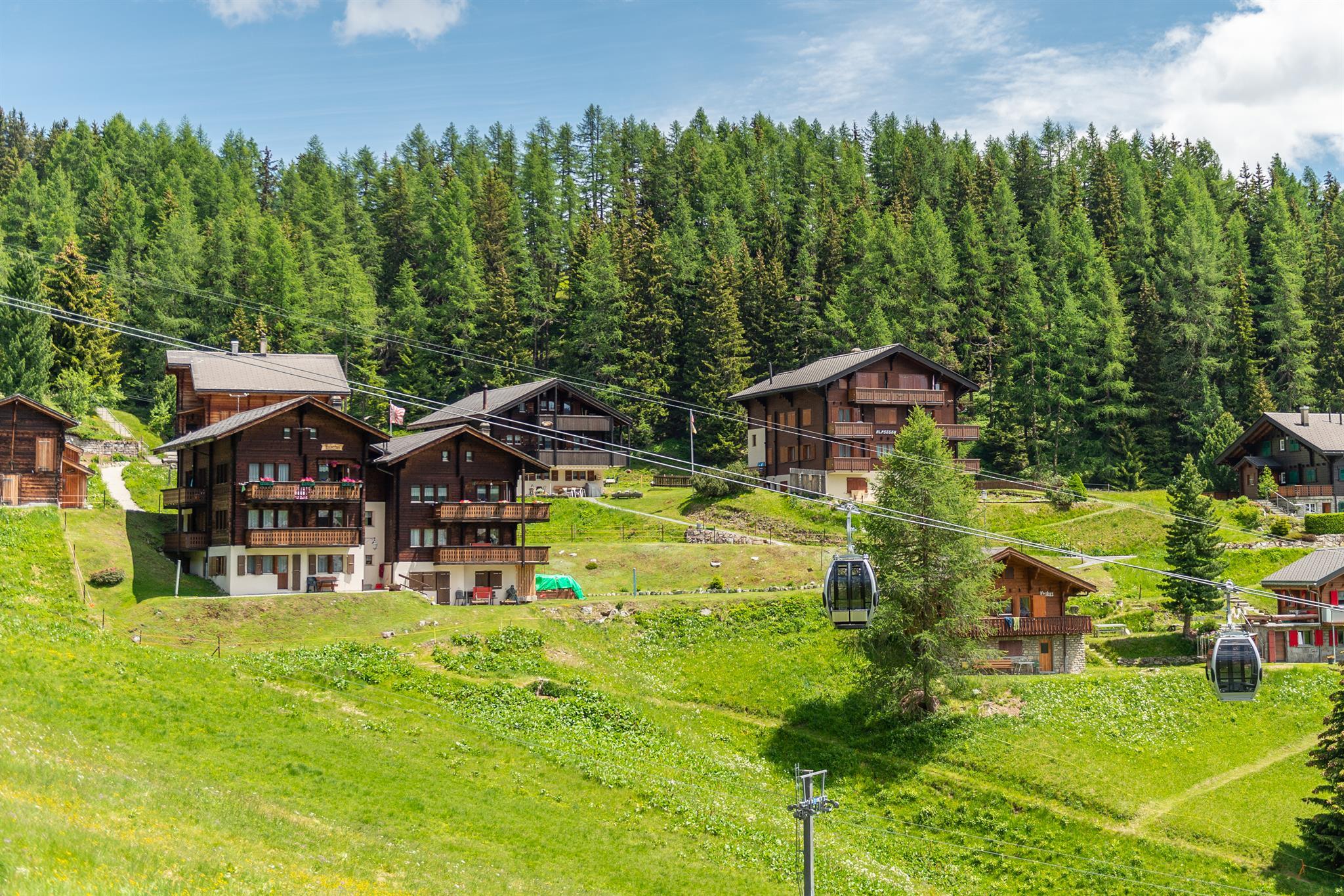 Hubertus 1 Parterre rechts - Aussenansicht_01