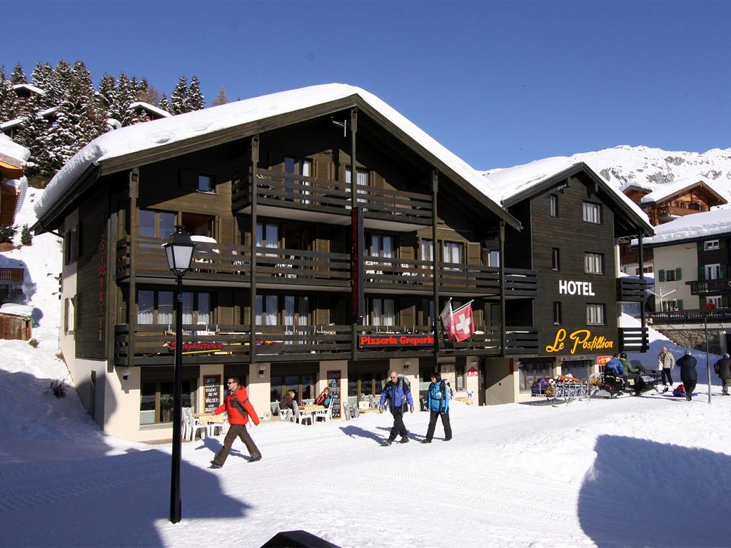 Hotel Le Postillion - Hotel Pizzeria Restaurant Ansicht Winter