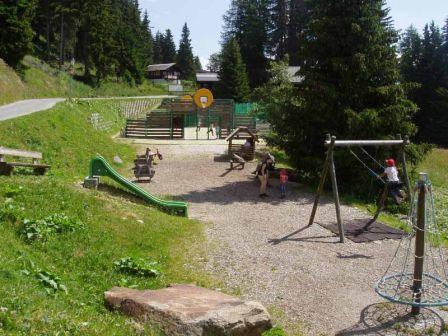 Alpenstern Ost - Spielplatz nur 2 Minuten entfernt
