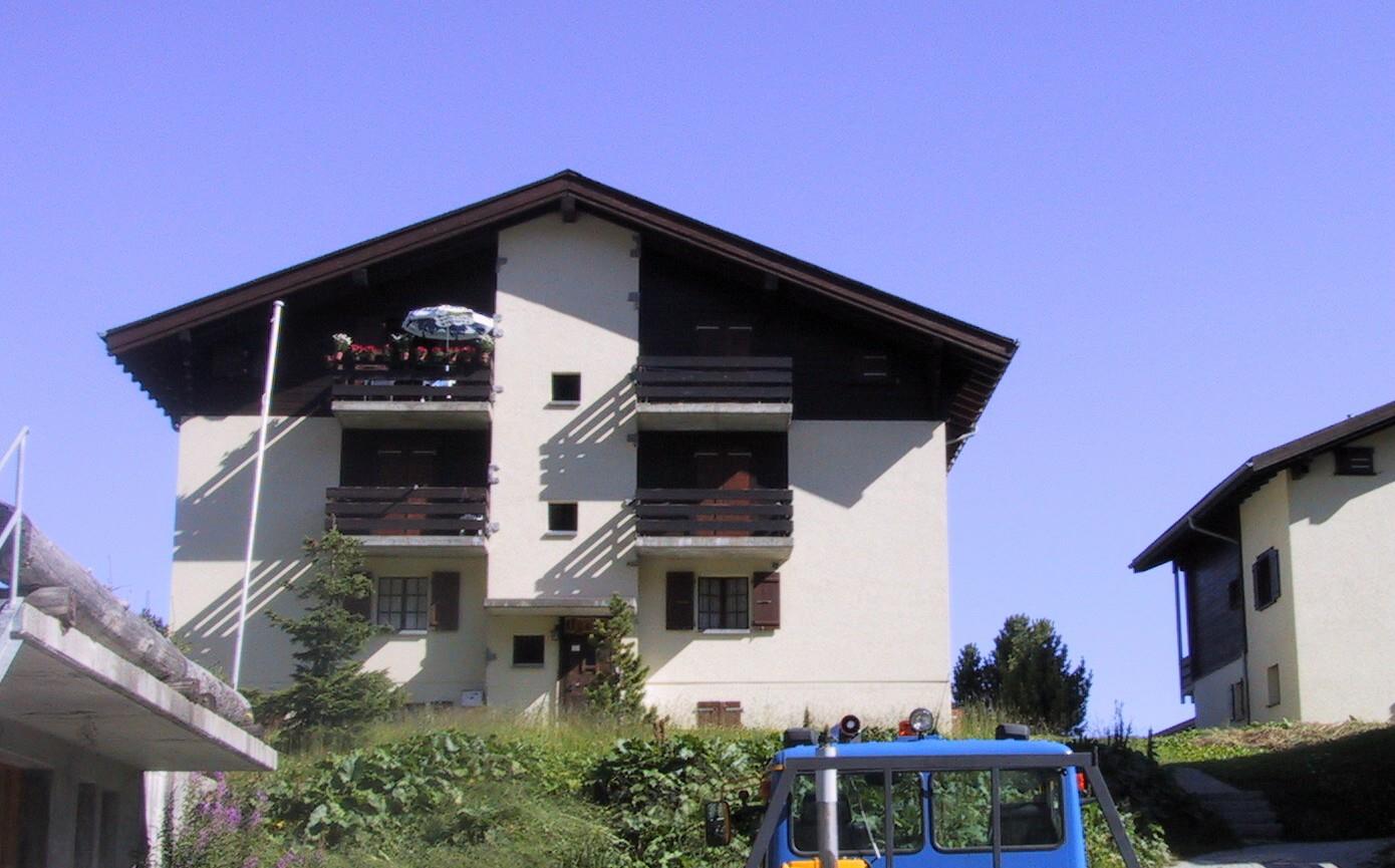 Raurica 2. Stock - Aussenansicht Sommer