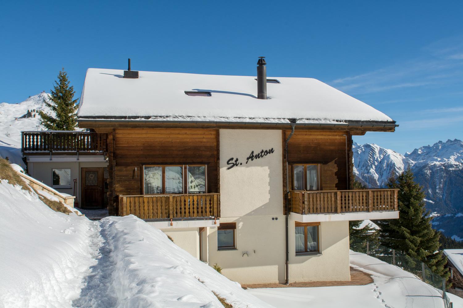St. Anton 1. OG Ost - Aussenansicht Winter