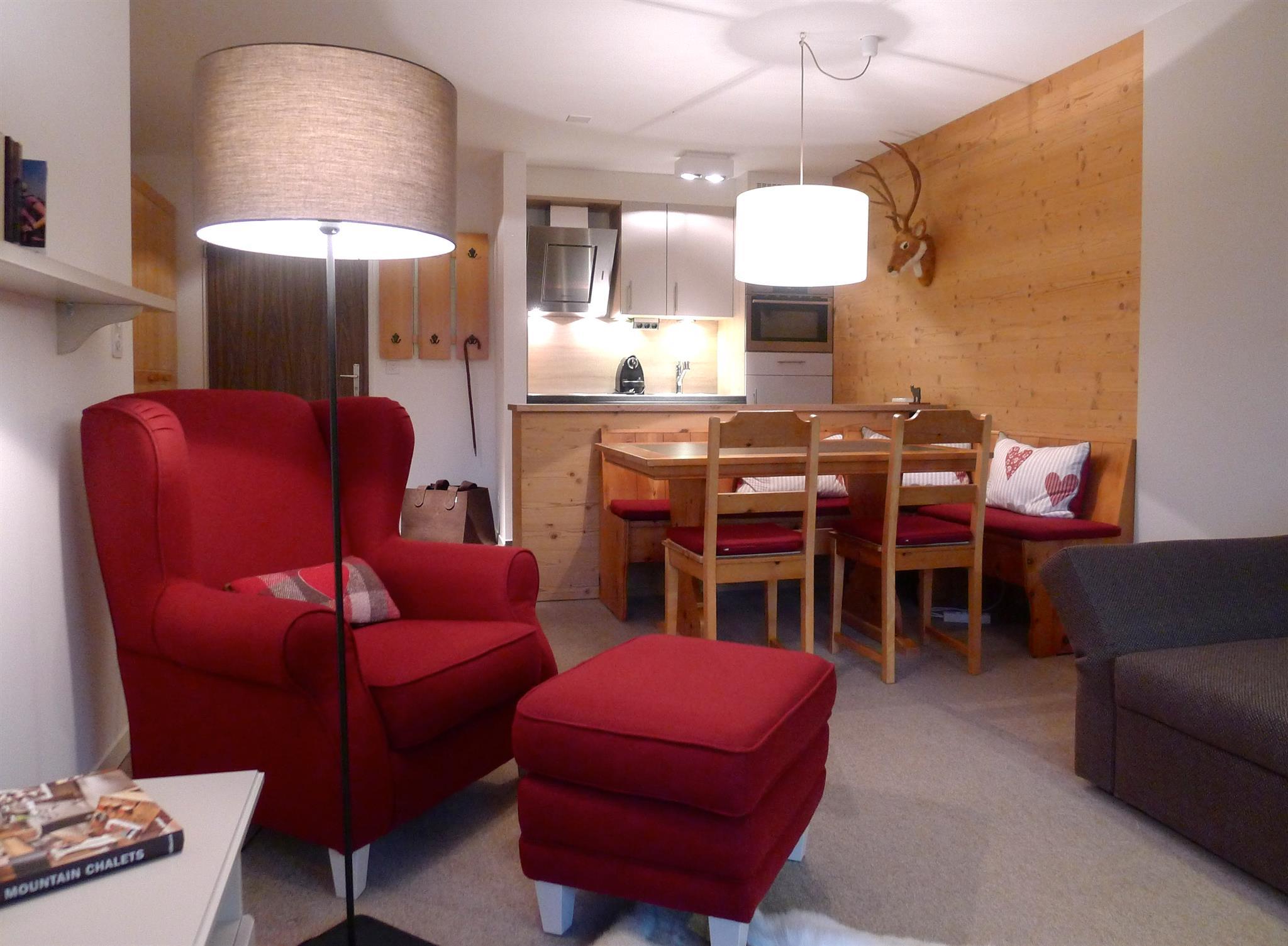 Milimatta 2 1. OG Süd - Wohnung Küche und Essbereich