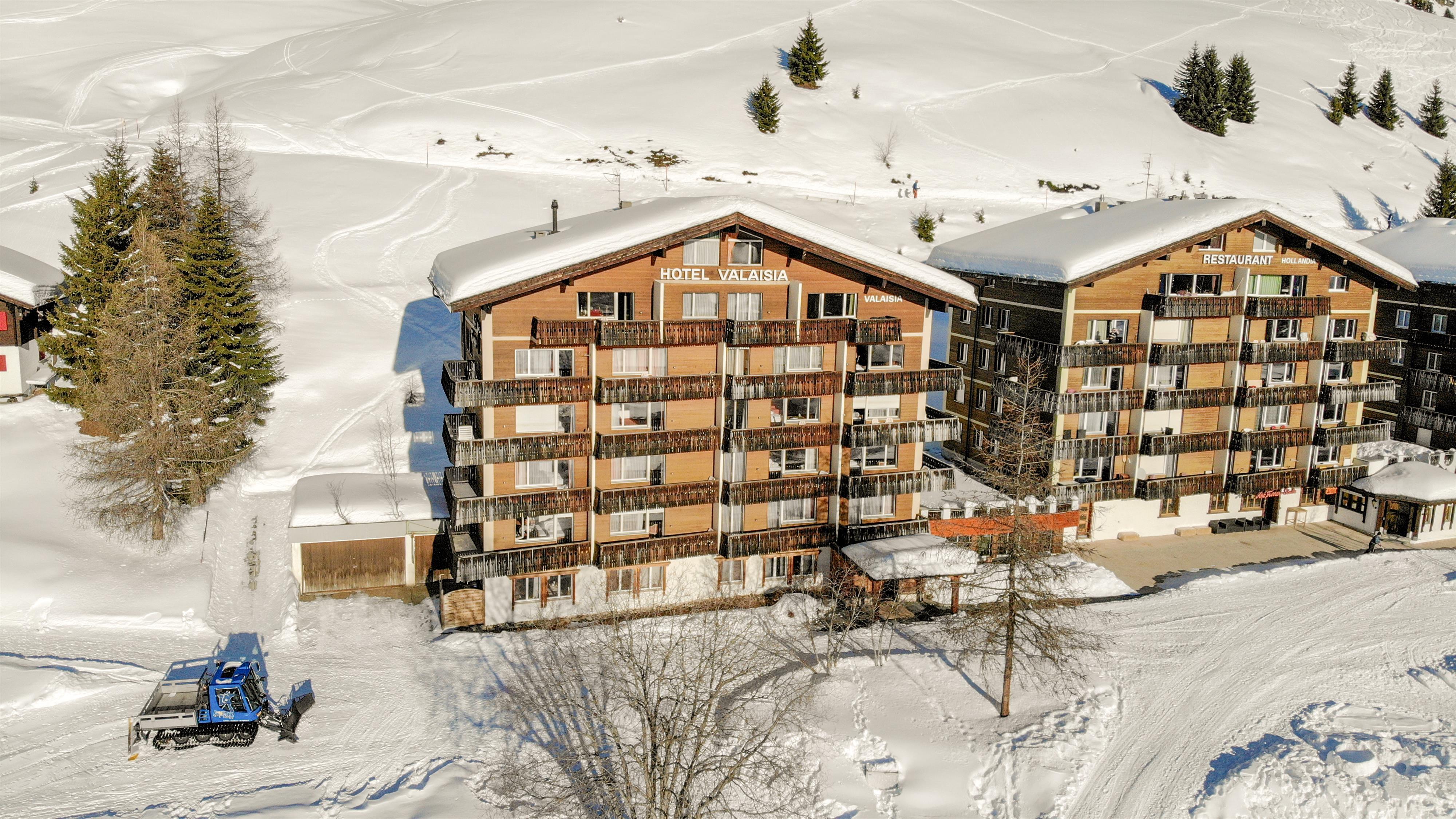 Valaisia 134 3. OG Süd - DJI_0480_edited