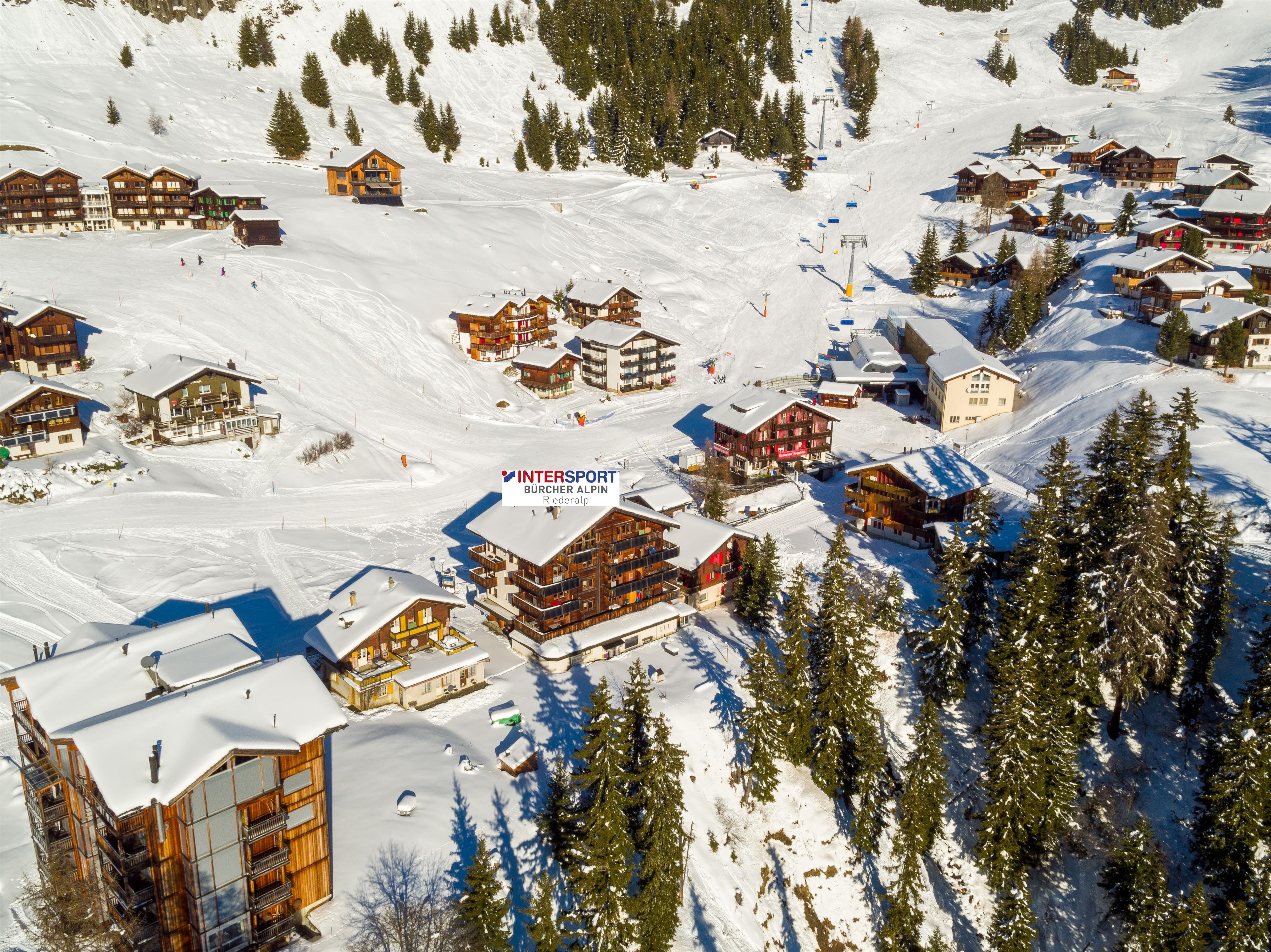 Sportina 31 3. OG Süd-Ost - Luftaufnahme INTERSPORT Bürcher