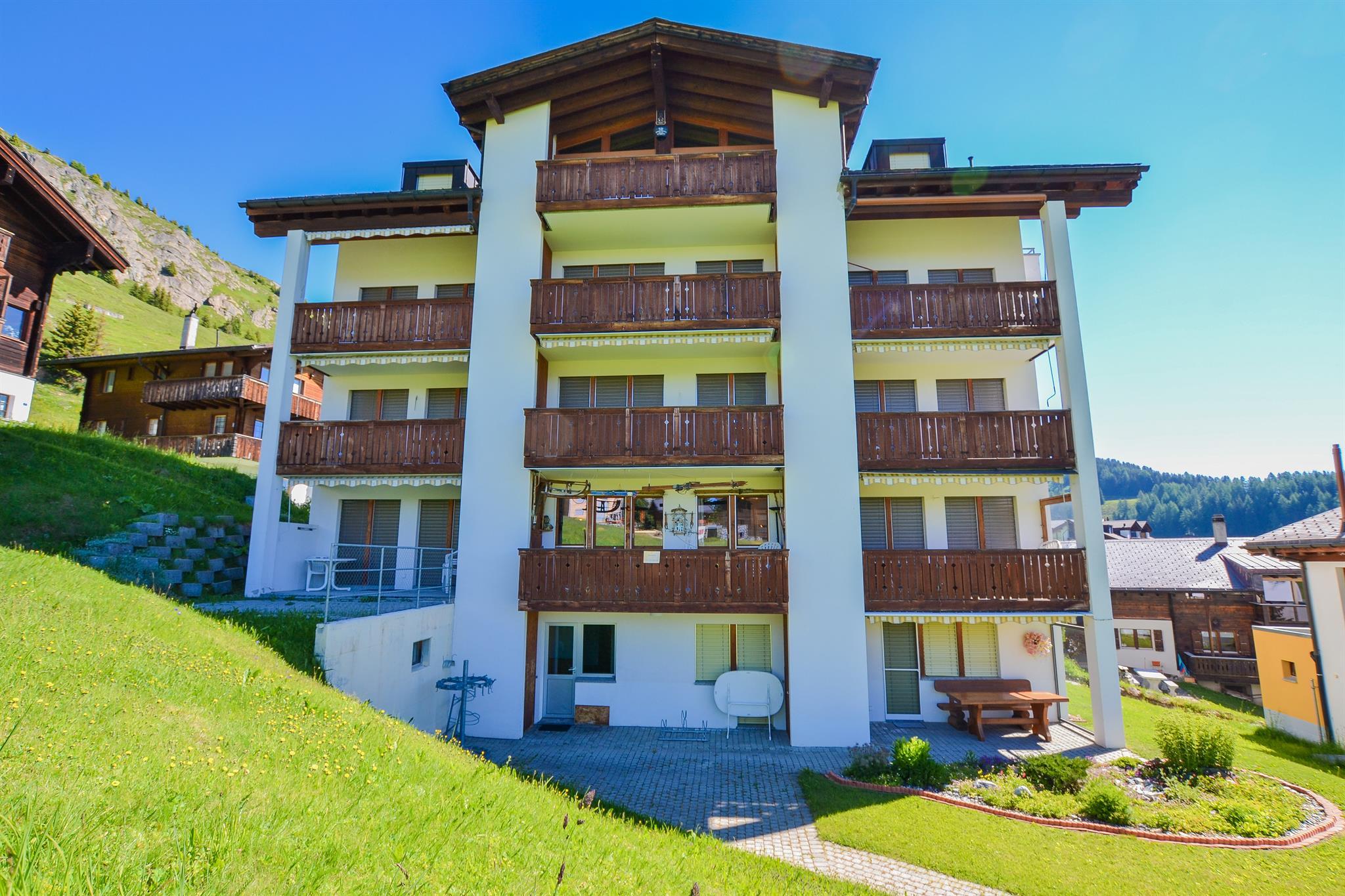 Weisshorn 24 1. OG Süd-West - LR-Weisshorn (14)