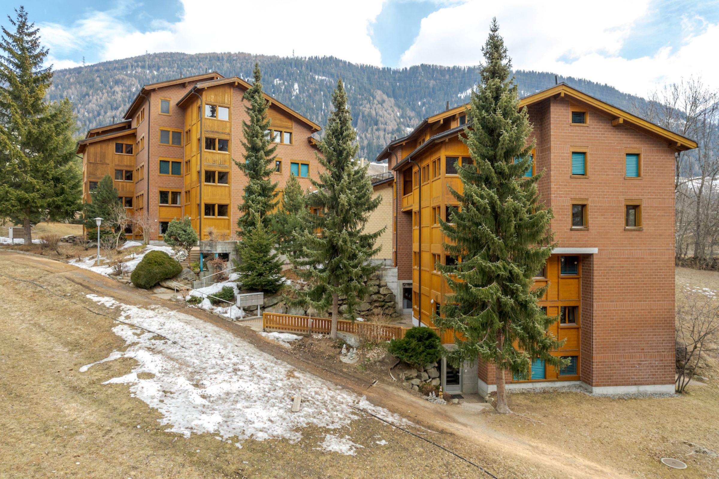 Dorothy-Sunshine 3. OG Süd-West - Dorothy-Sunshine-Fiesch-Aussenansicht-2