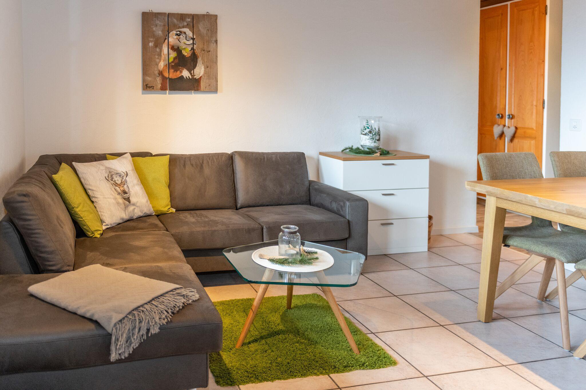 Sportina 12 1. OG Süd - Wohnzimmer