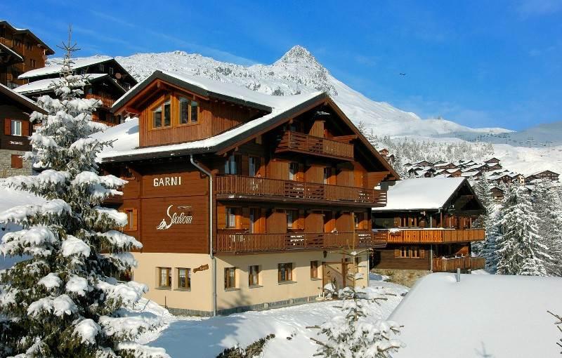 Hotel Garni Slalom - Aussenansicht Winter