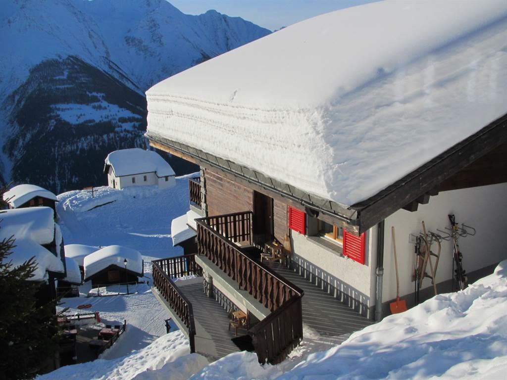 Wiedersehn 1. Stock - Blick auf die Kapelle