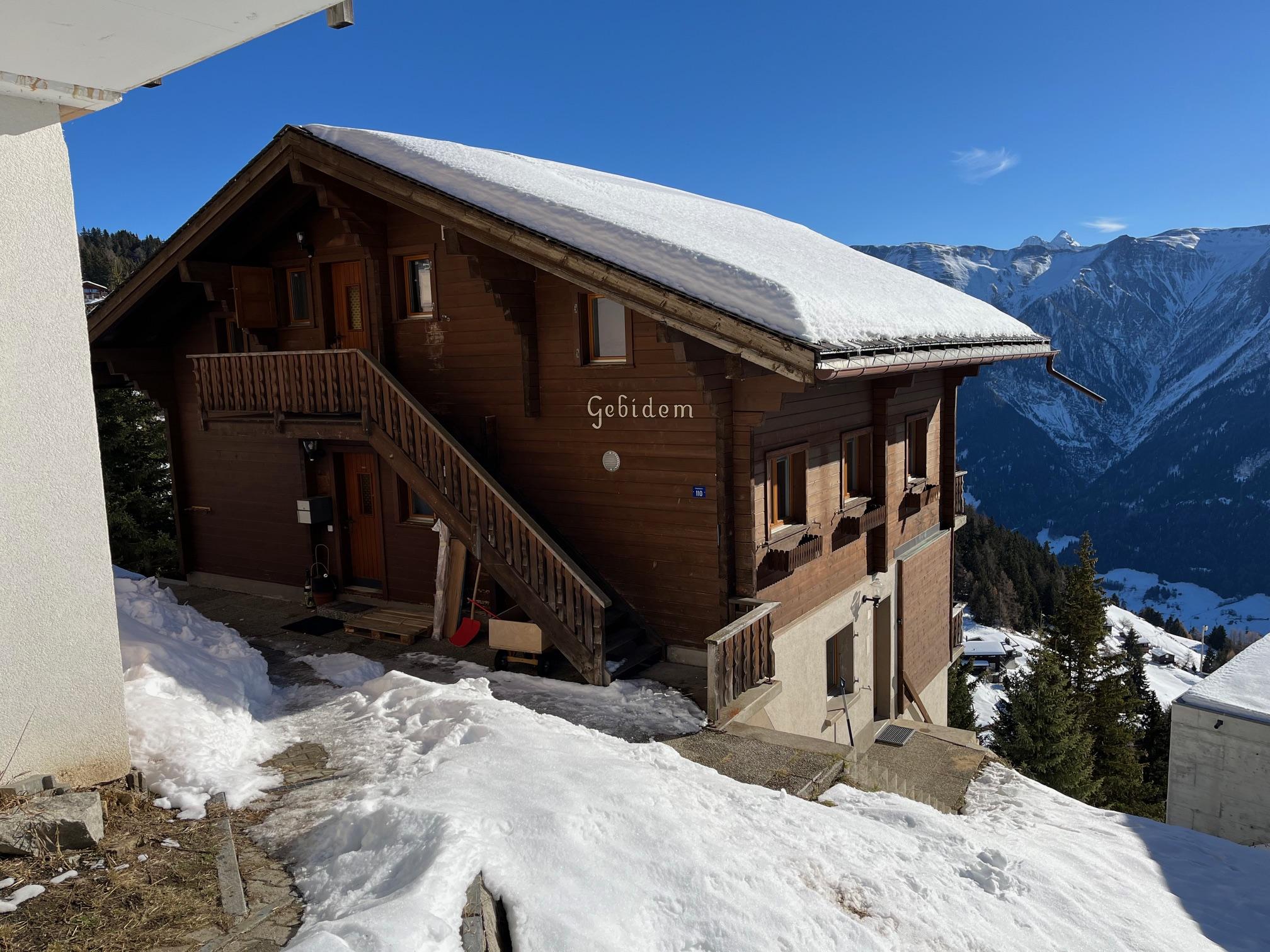 Gebidem 2. OG Süd - Aussenansicht Haus Gebidem