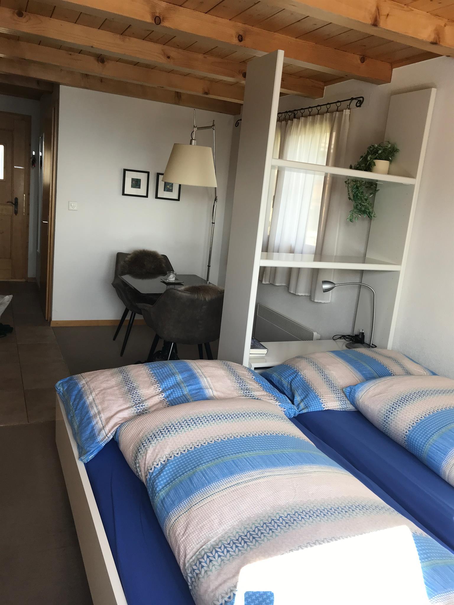 Guxa Studio 2. Stock - IMG_7582