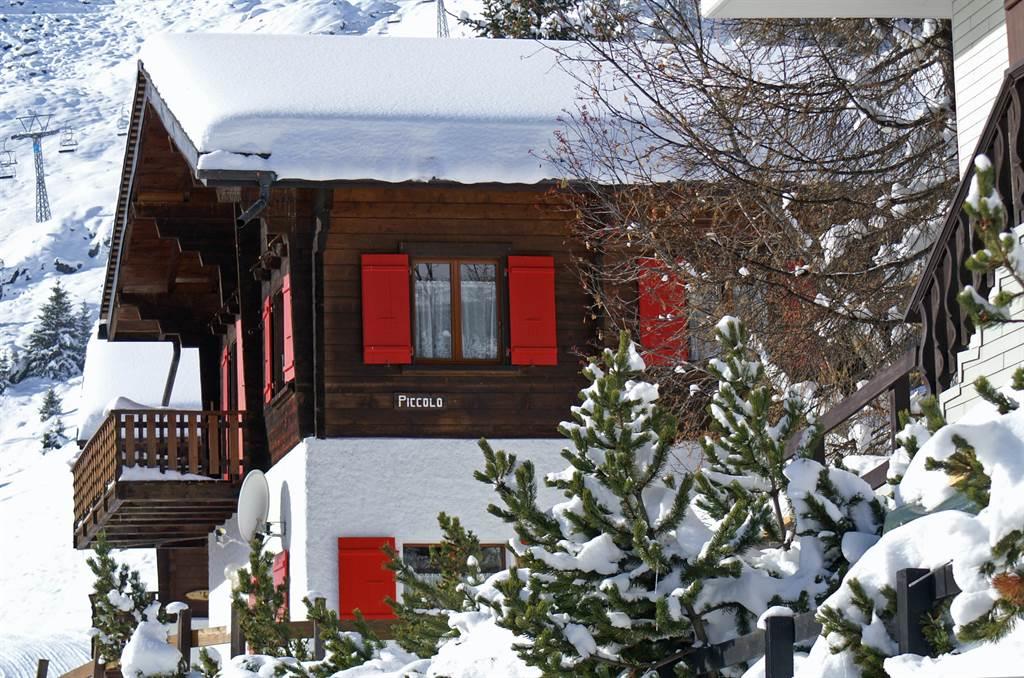 Piccolo 1 Parterre - Aussenansicht Winter 2