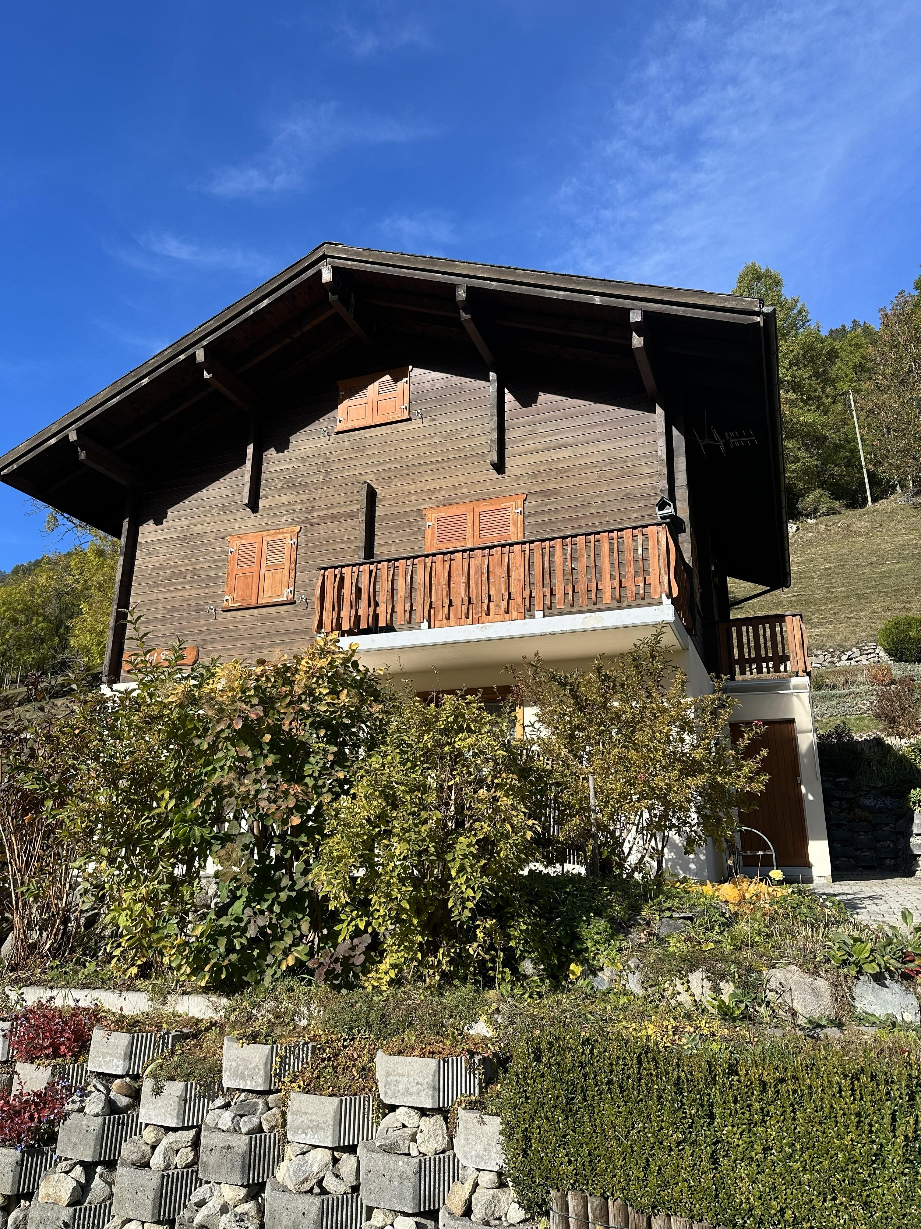 Furka 2 EG Süd - 20251010_082348045_iOS