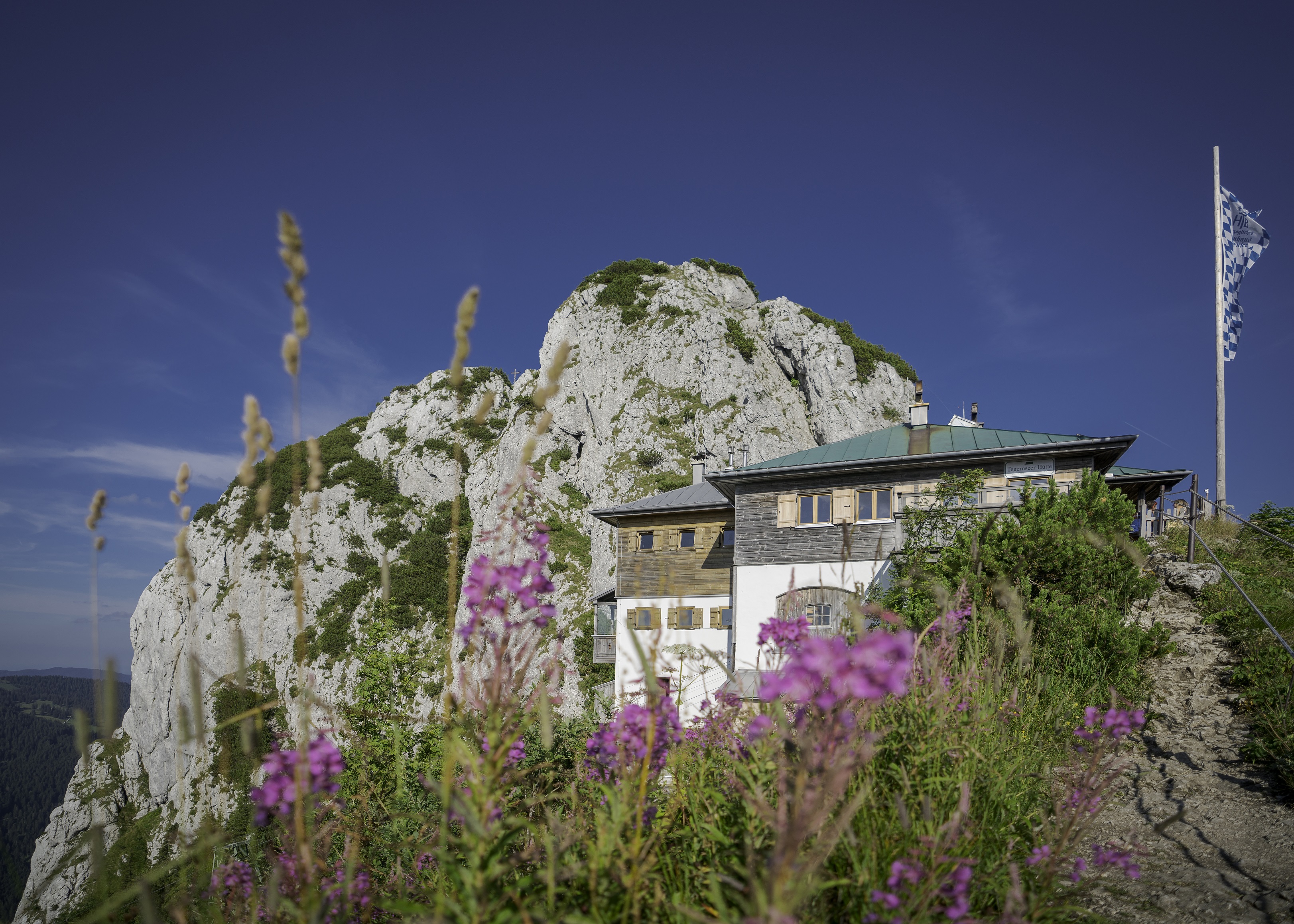 mys-Bergsteigerdorf-Wanderung auf den Roßstein-Tegernseer Hütte