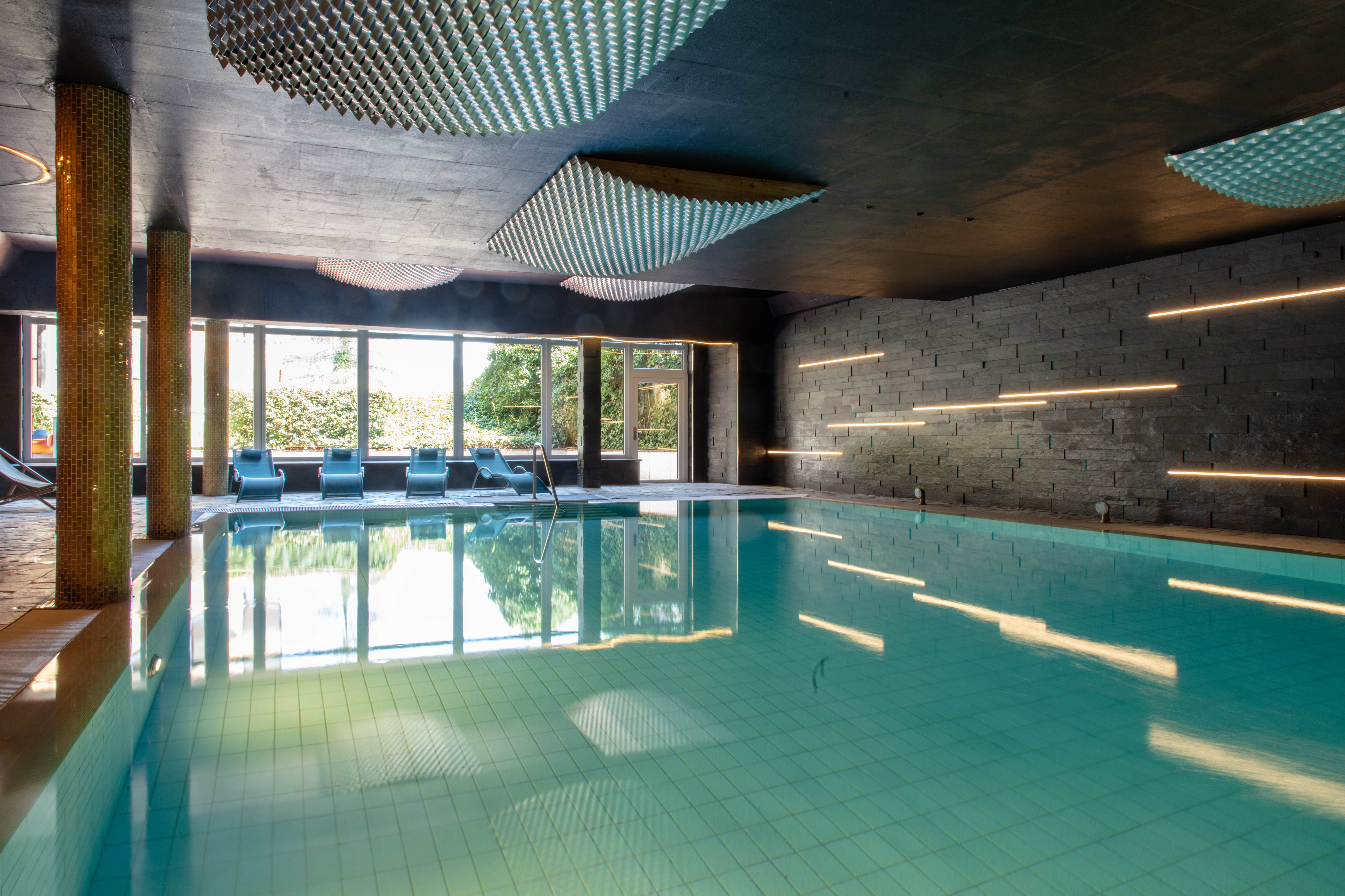 Schwimmbecken, Pool im Hotel Terrassenhof.