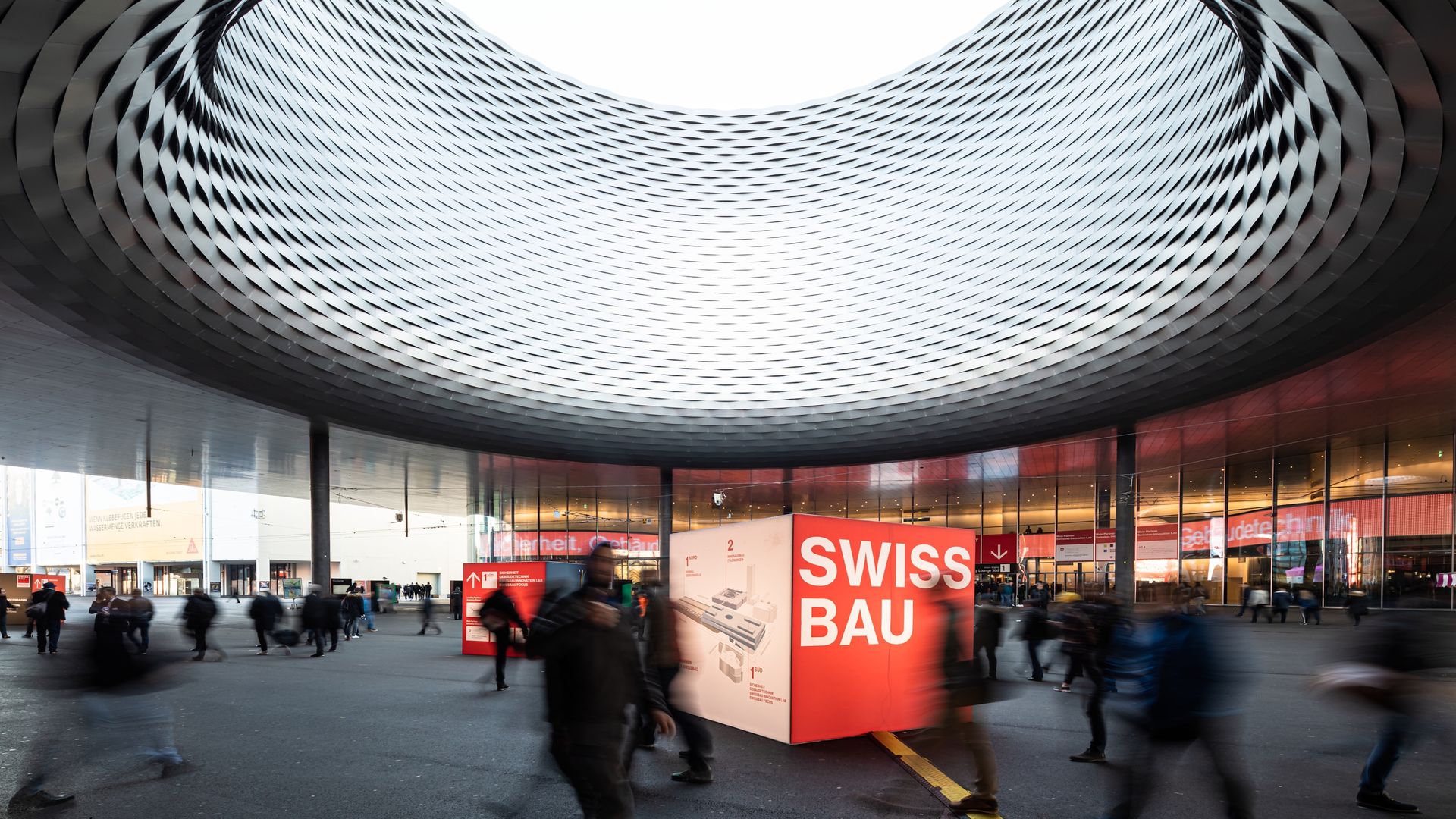 Visitors experience innovative solutions and trends in construction, architecture, and energy at Swissbau 2026 in Basel.