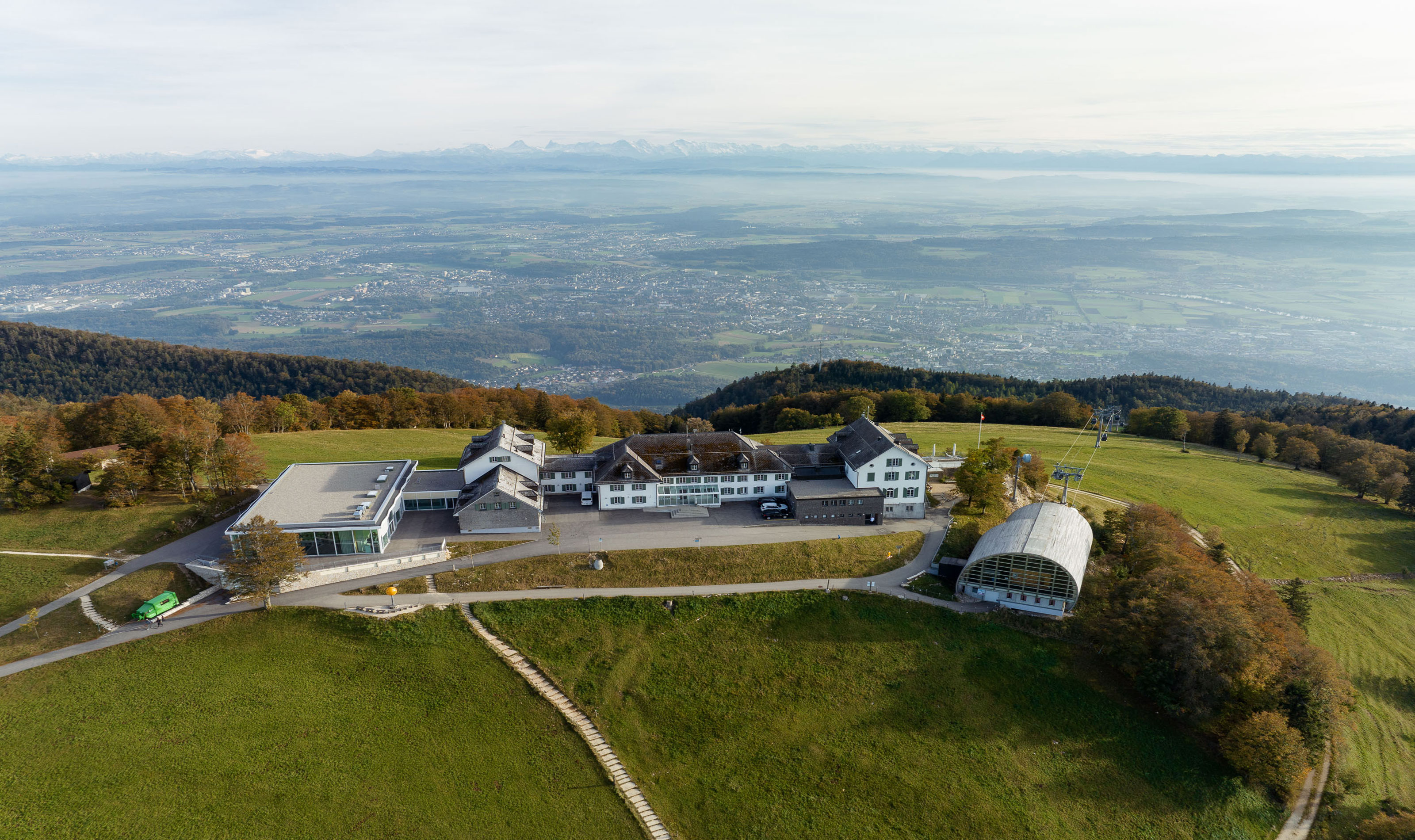 Vue aérienne de la station supérieure du Weissenstein. 