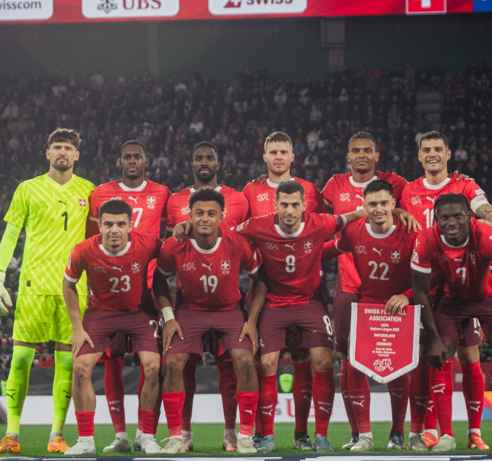 Gruppenfoto der Schweizer Fussballnationalmannschaft vor dem Spiel.