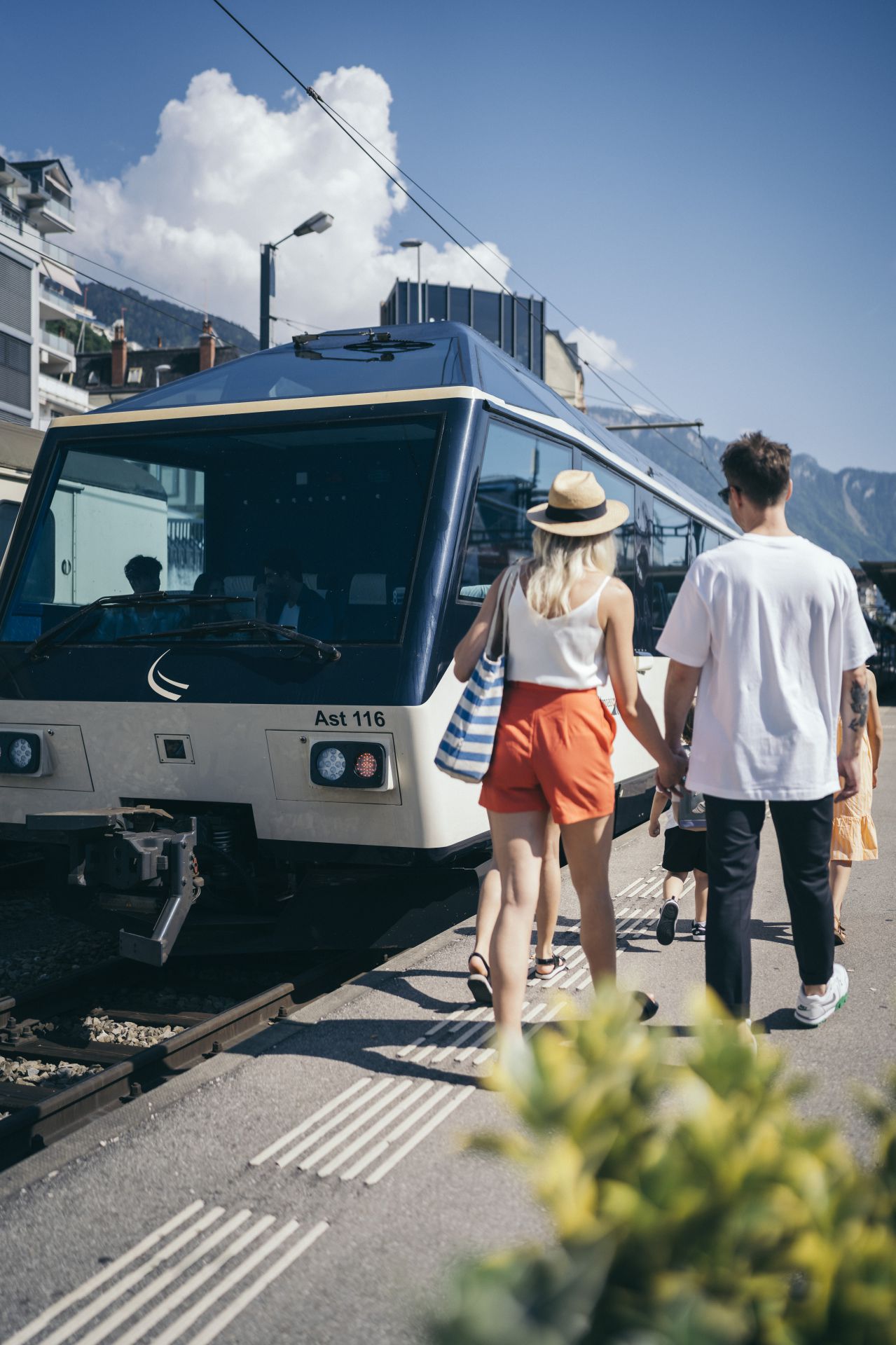 GoldenPass Panoramic VIP Exterior 002