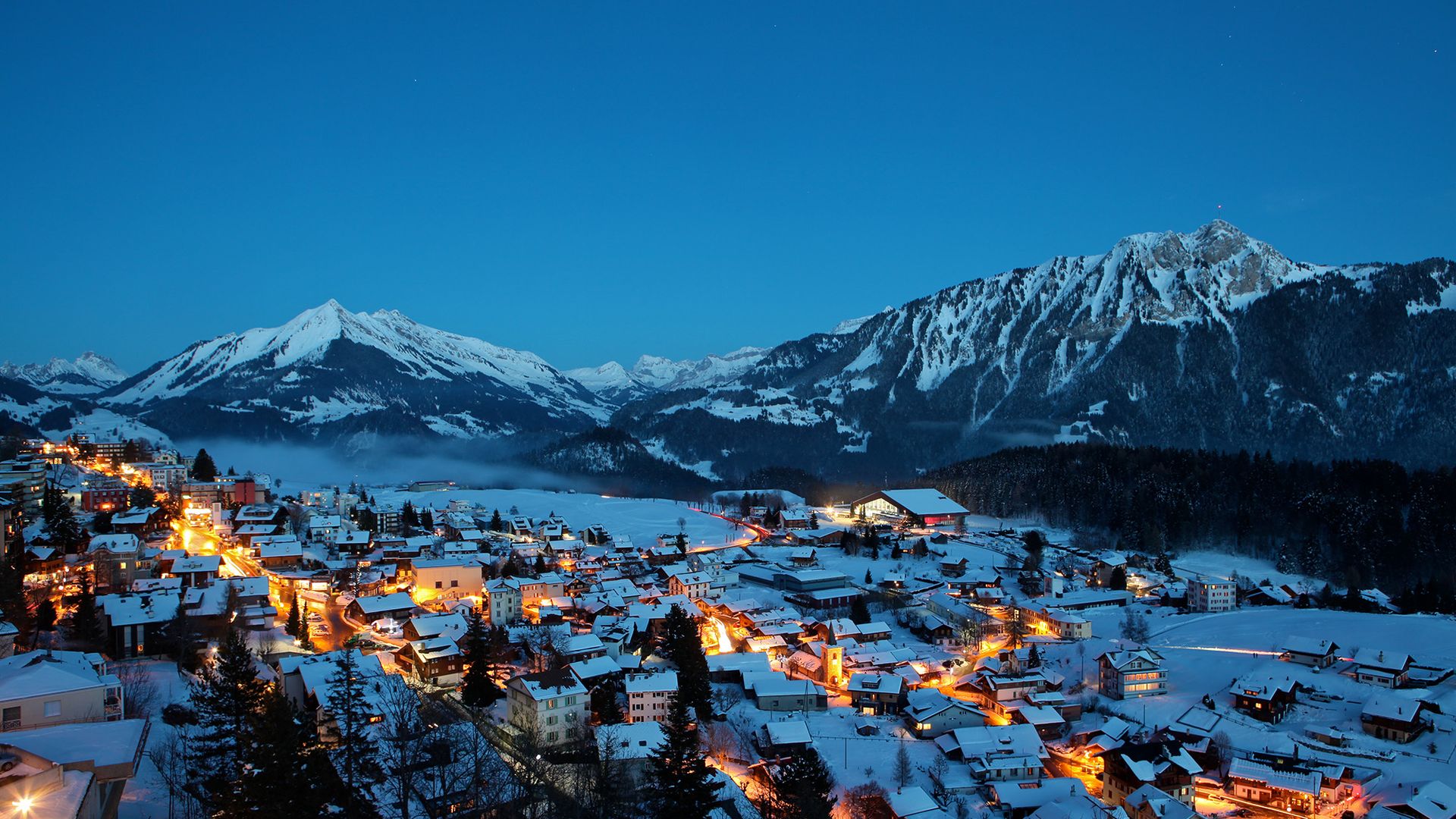 Hero - View of snow-covered Leysin at night, panorama of Pic Chaussy and Chamossaire - Winter - Leysin