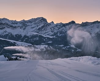 Nivoculteur - TVGD - canon à neige - lever du jour - Visualps.ch
