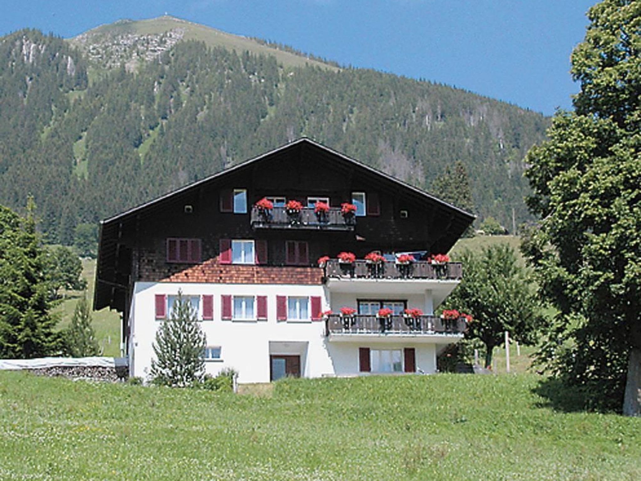 interhome-Ausserdorf