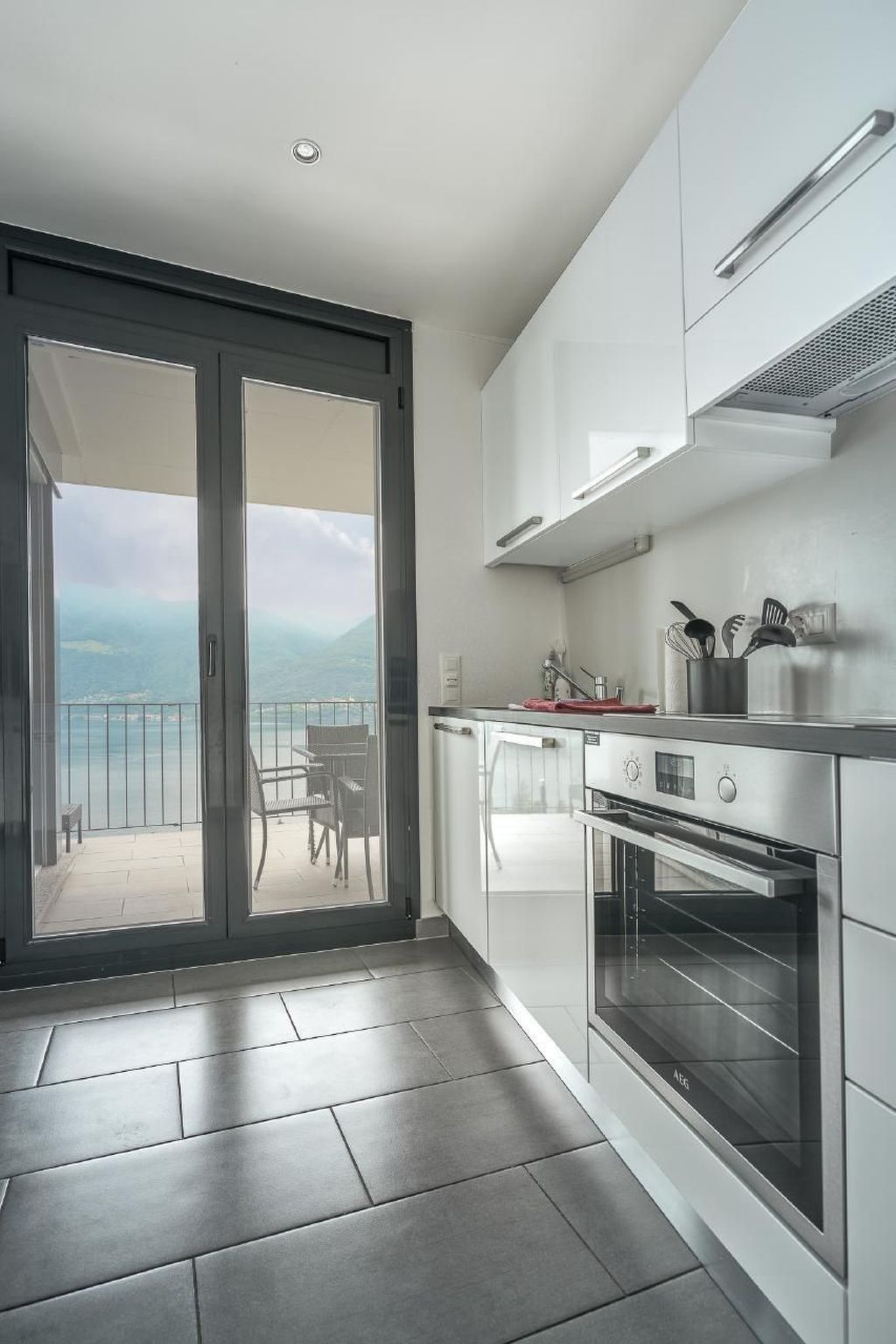interhome-Apt. "Panoramico" mit bombastischem See- & Bergblick