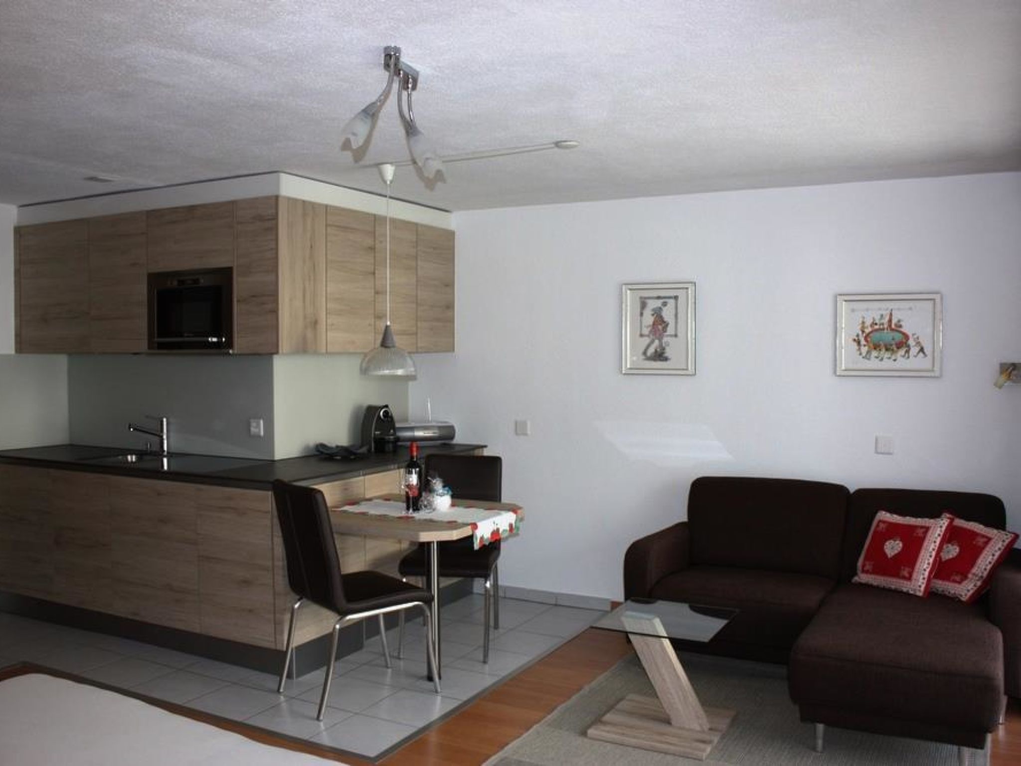 interhome-Chalet Manulia 1 Appartement/Fewo, Dusche oder Bad, WC 1 1/2-Zimmerwohnung