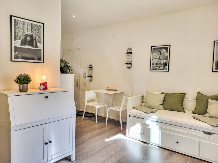 interhome-White Locarno Apt.1