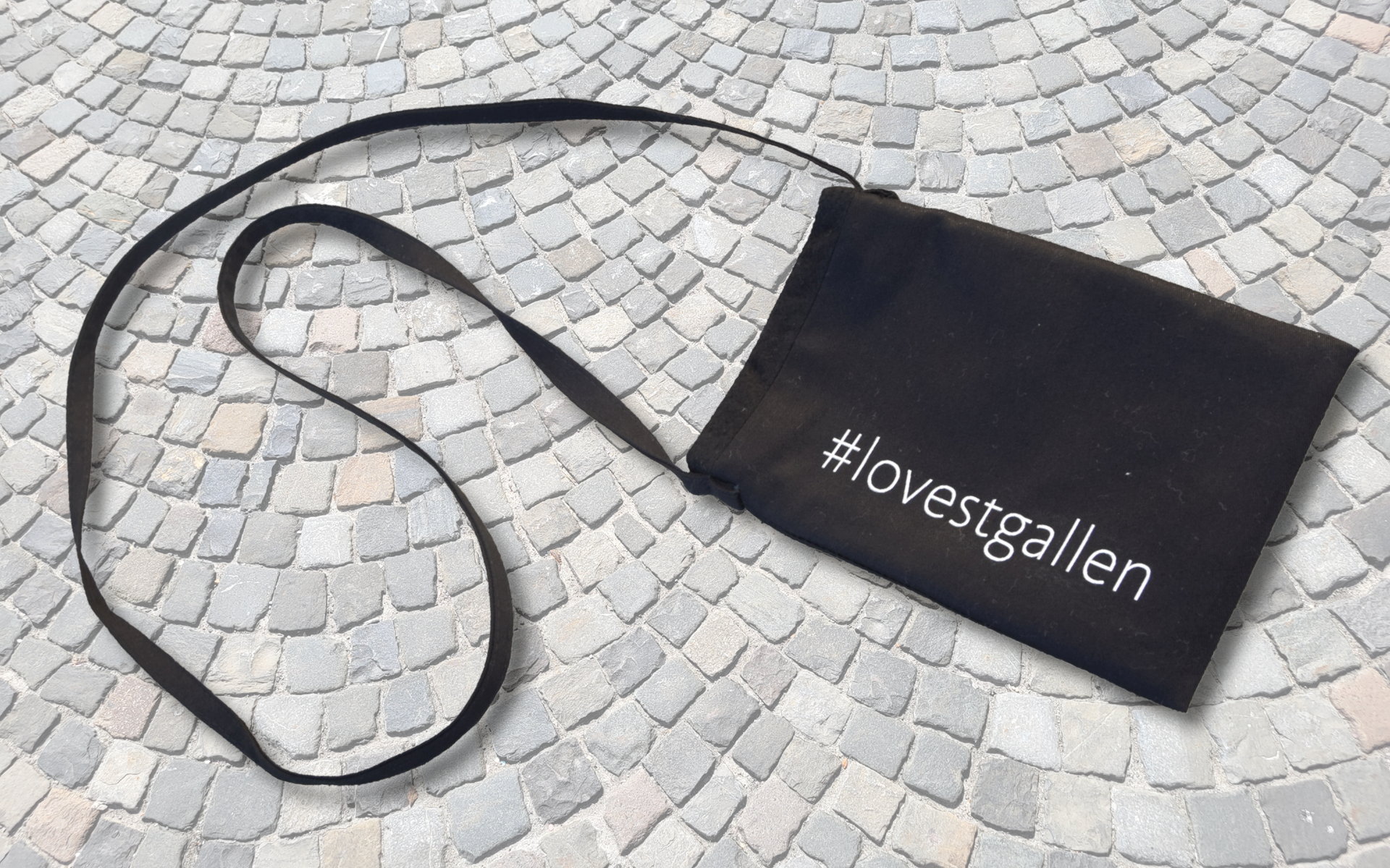 #lovestgallen: Handytäschli _02989f06f2baff5ffd367c105e4c6f4d