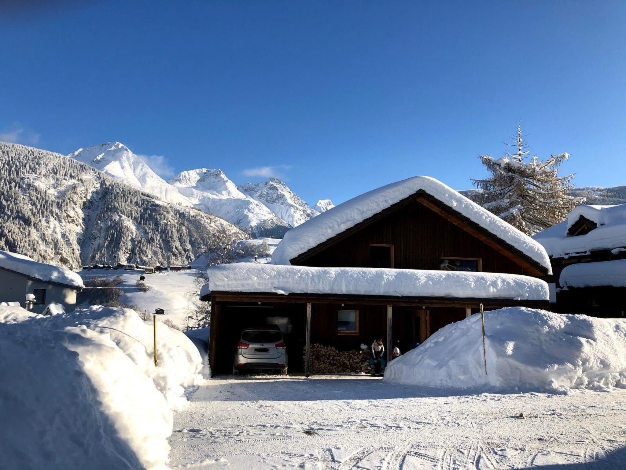 interhome-Via Vallars, (Segnas),