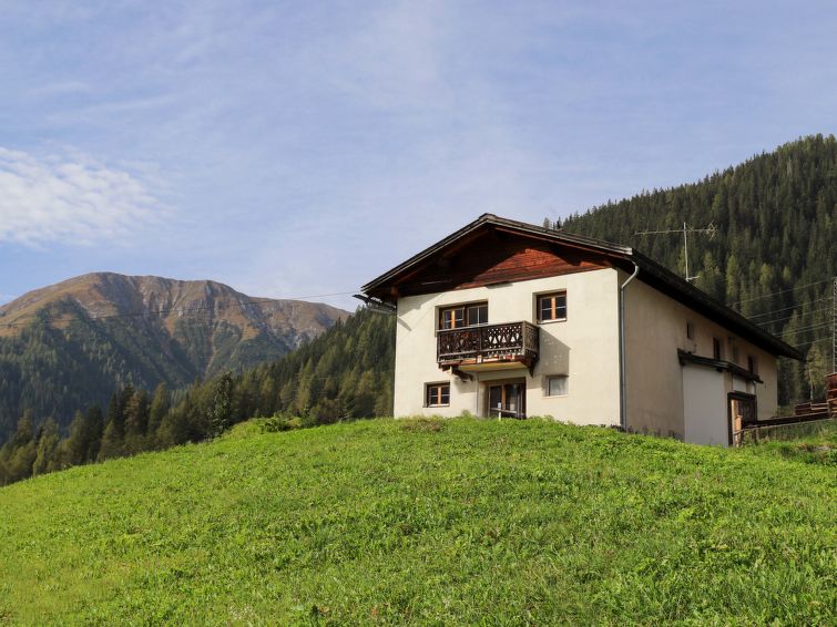 interhome-Haus Chumma Apt1