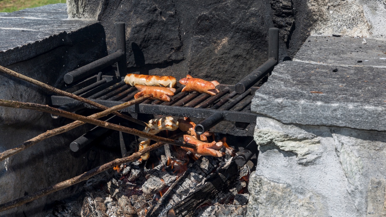 Family fireplace/barbecue area Plaun Asch, Andiast
