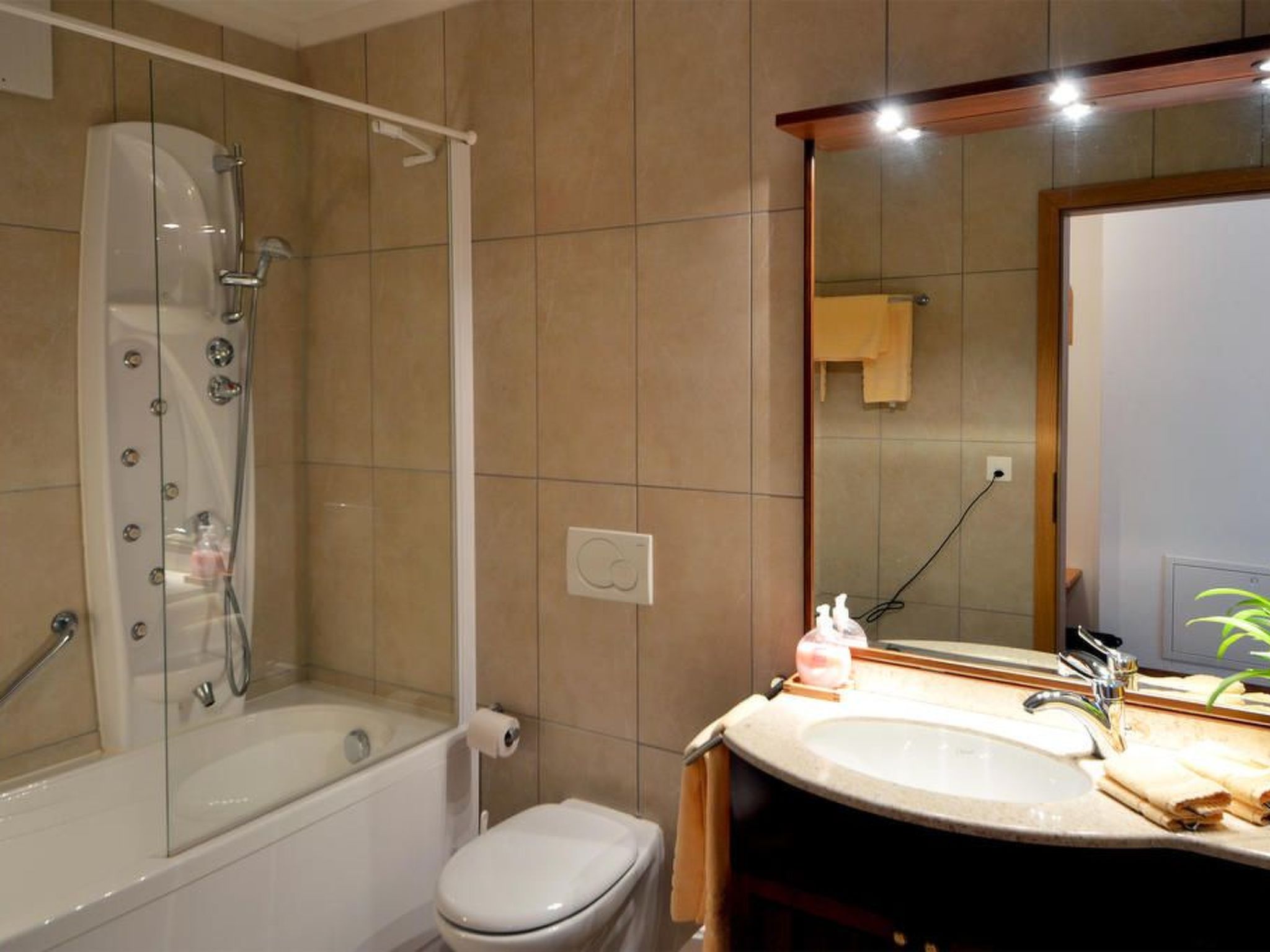 interhome-Aparthotel S-Bernardino SA, (San Bernardino),