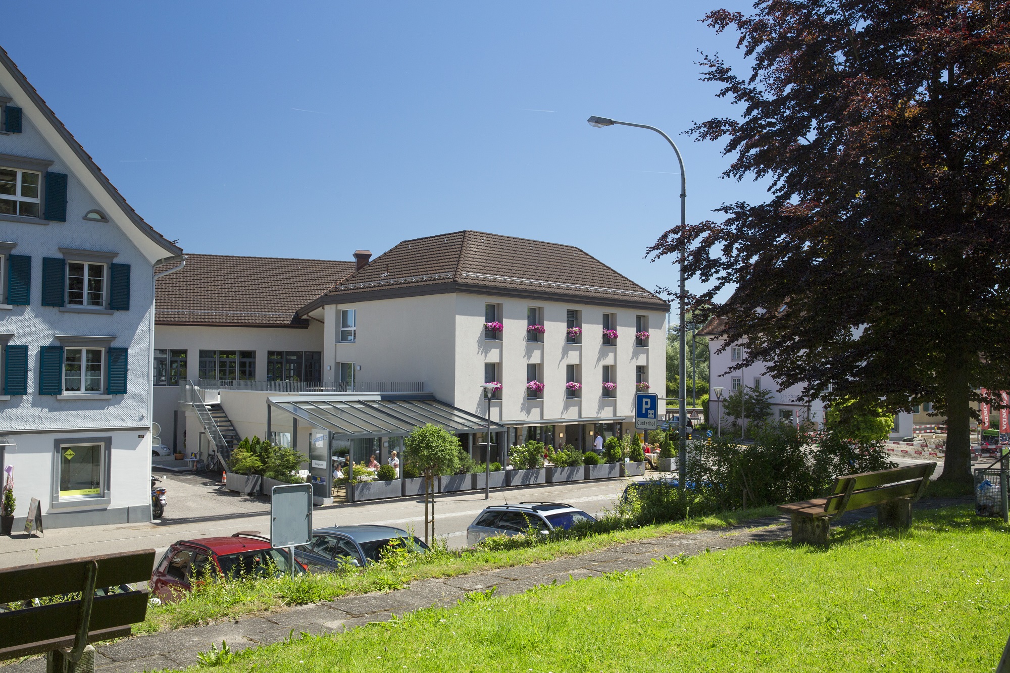 tomas-Hotel Hecht - Ein sonniger Tag