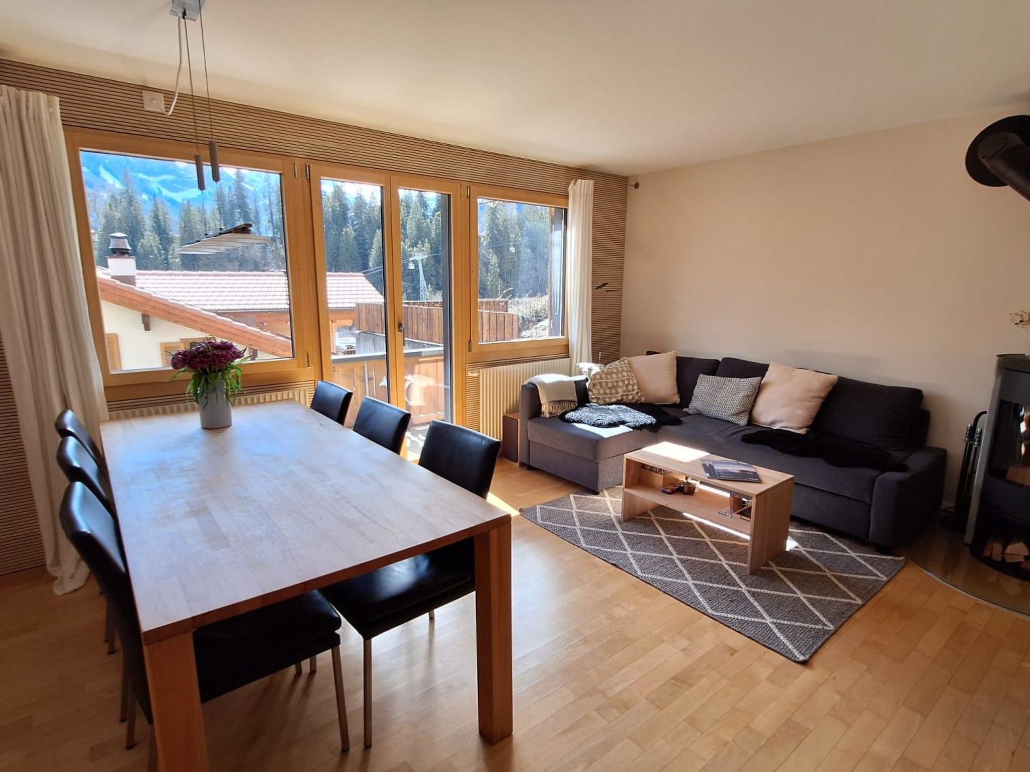 interhome-Chalet Sirius Appartement/Fewo, Bad, WC, 3 Schlafräume 4-Zimmer-Wohnung
