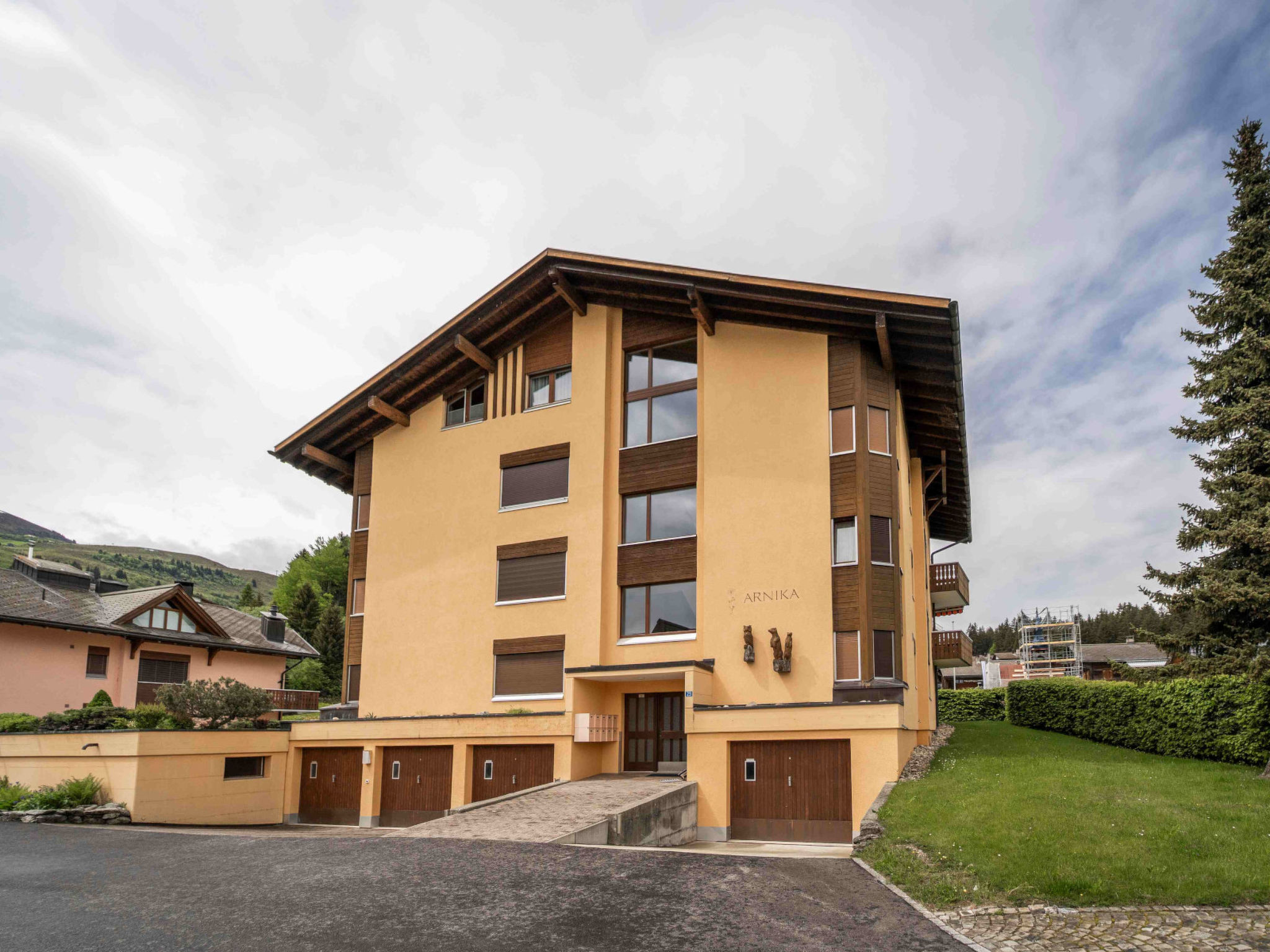 interhome-Arnika Attika, Obersaxen Affeier, (Obersaxen Affeier), 34105B