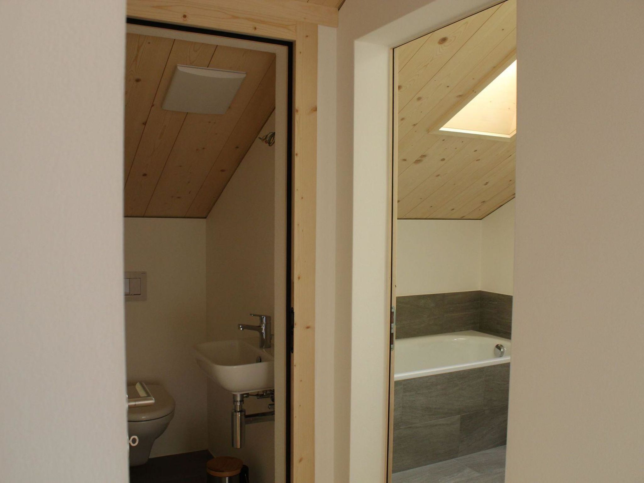 interhome-Chalet Sternenhimmel Appartement/Fewo, Dusche und Bad, WC, 7-Bettwohnung