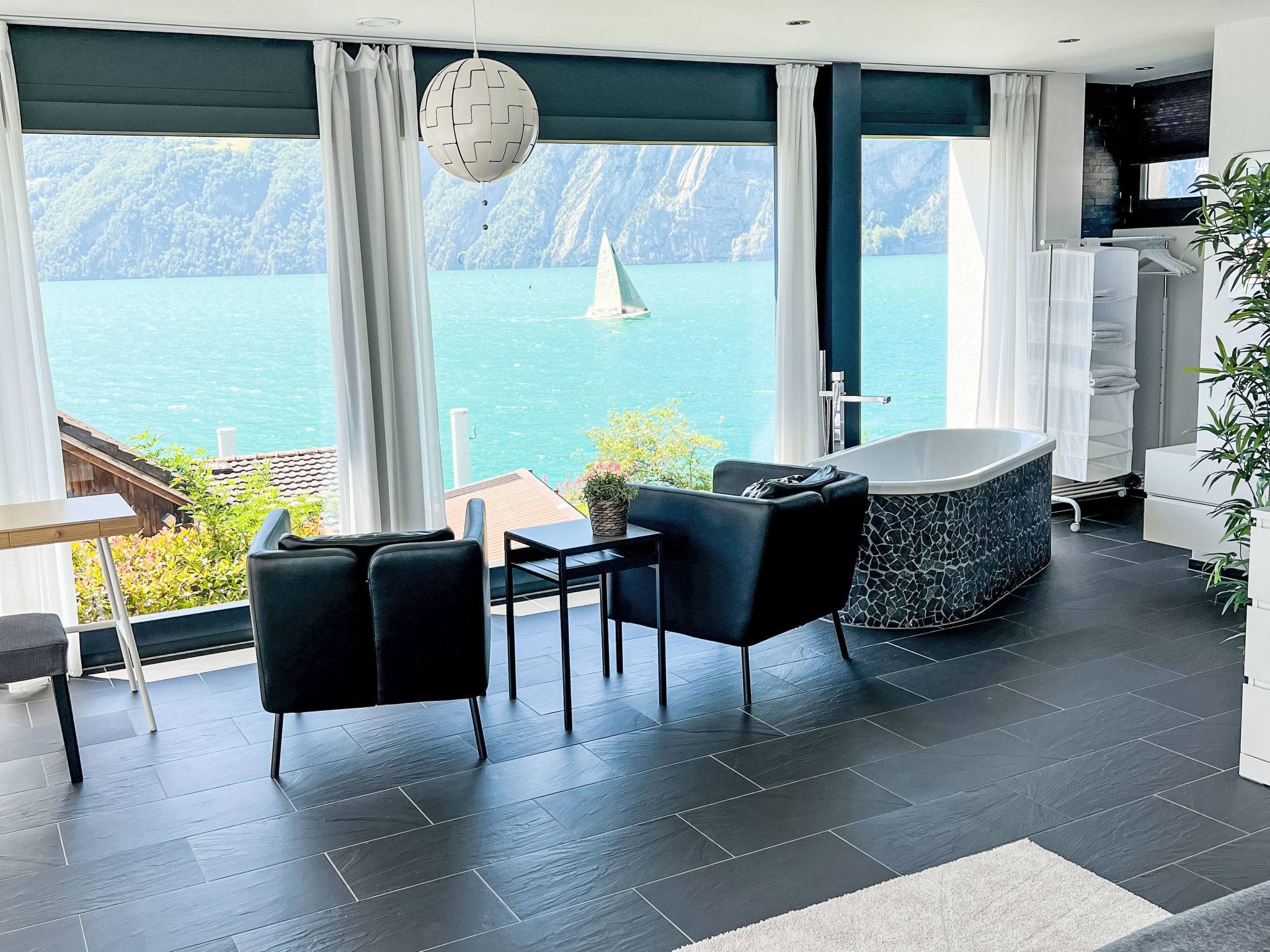 interhome-Ferienvilla am See 5 für 2-4 Personen