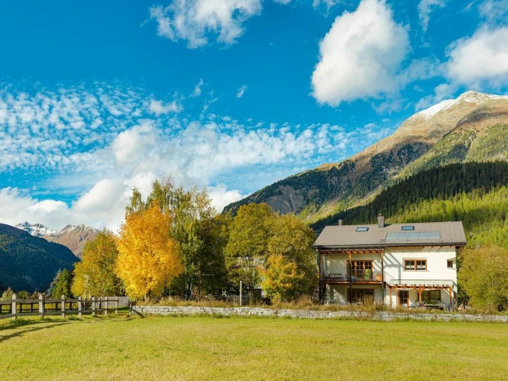 interhome-Gemütliche Ferienwohnung im Grünen