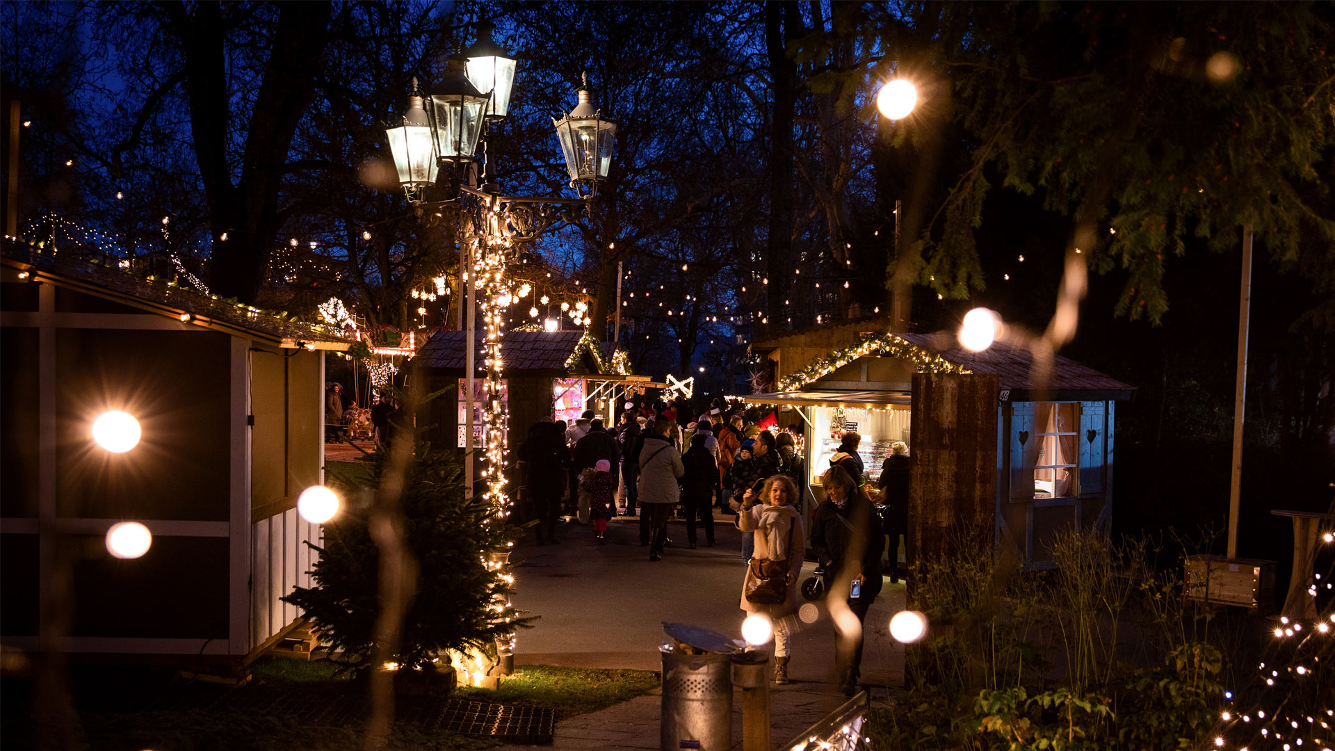 Christkindmarkt Rapperswil - Markstände am See - Winter - SOB