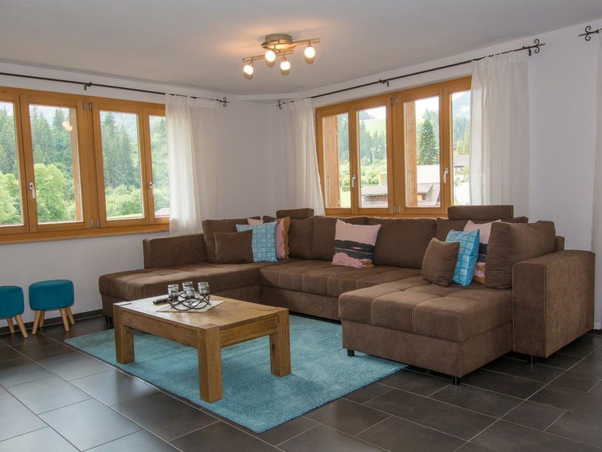 interhome-Schützenrain 1. Stock Appartement/Fewo, Bad, WC, 3 Schlafräume